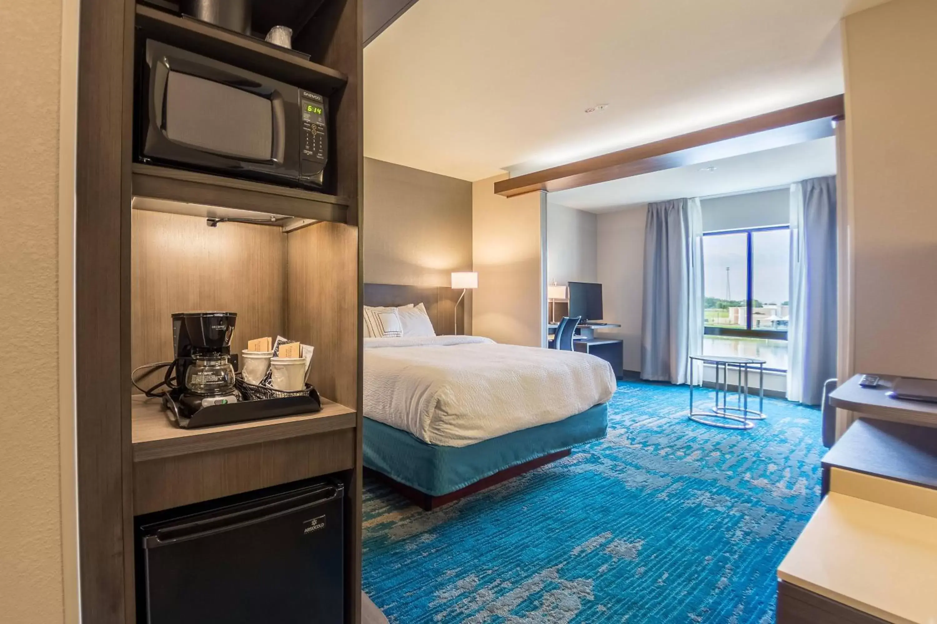 Bedroom, Bed in Fairfield Inn & Suites by Marriott Des Moines Altoona