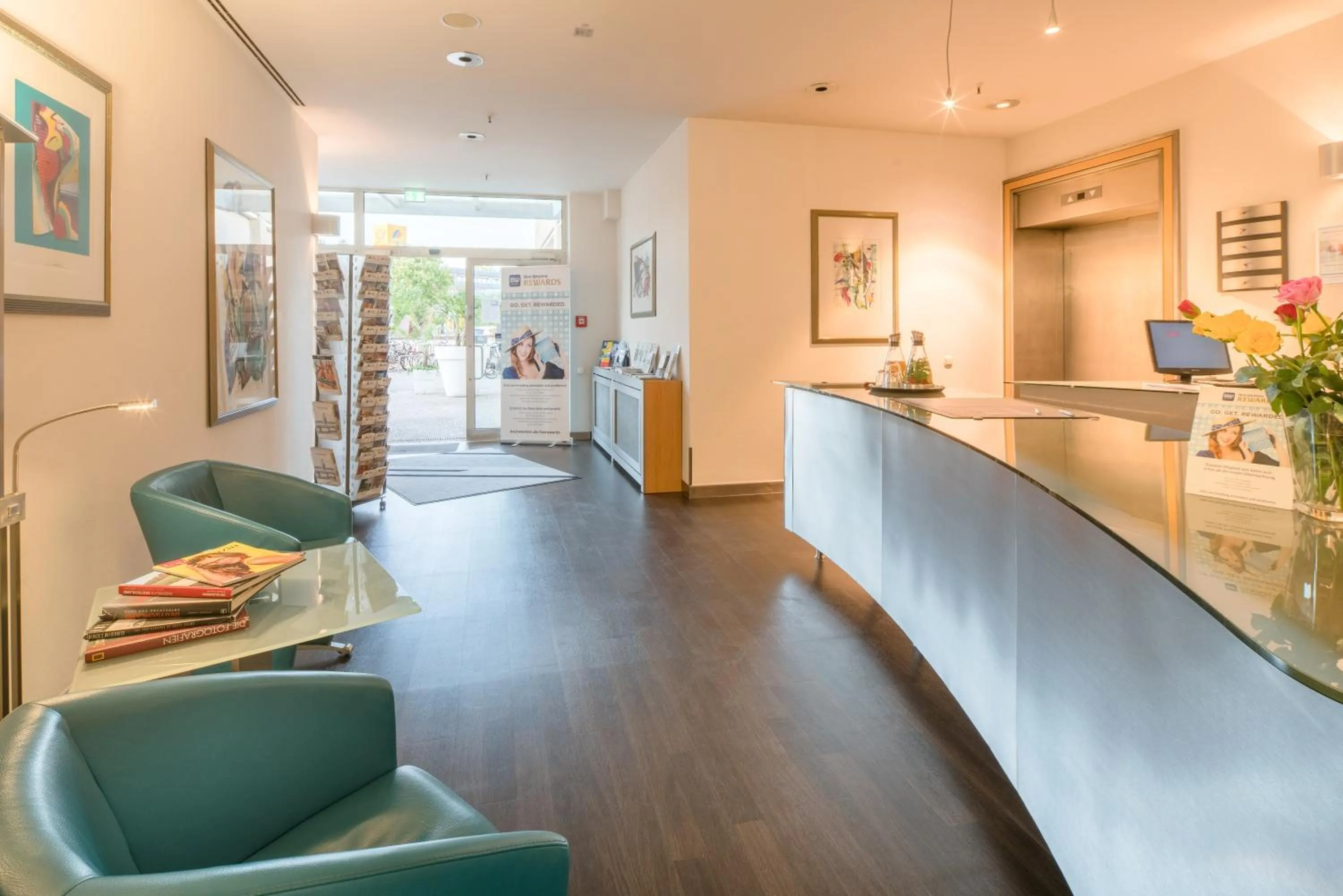 Lobby or reception in Best Western Hotel im Forum Mülheim