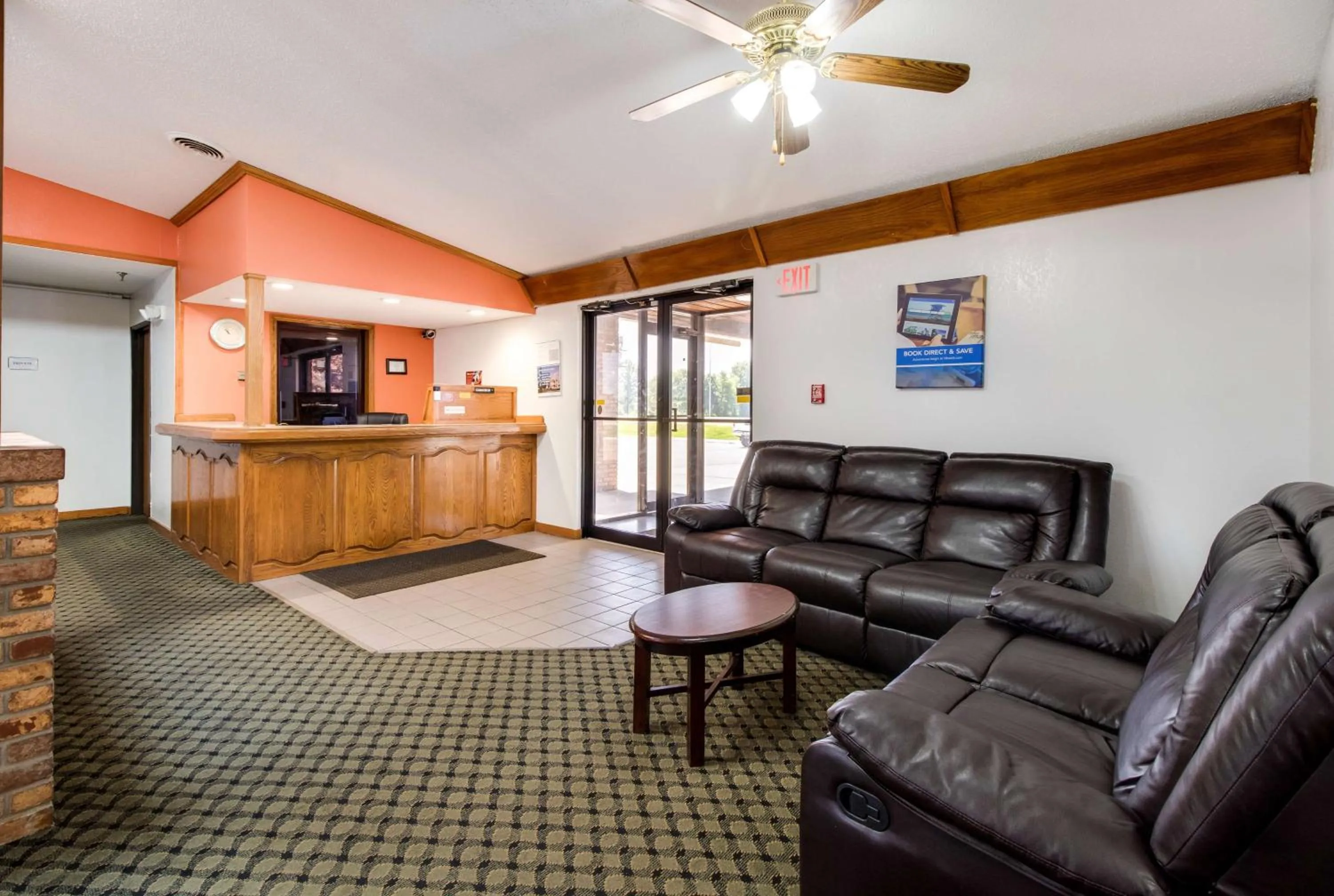 Lobby or reception in Motel 6-Marion, IL