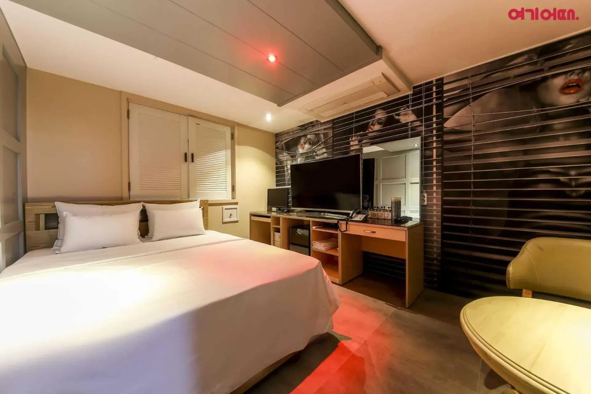 Queen Room in Goodstay Grand Motel Chuncheon Queen Room in Goodstay Grand Motel Chuncheon