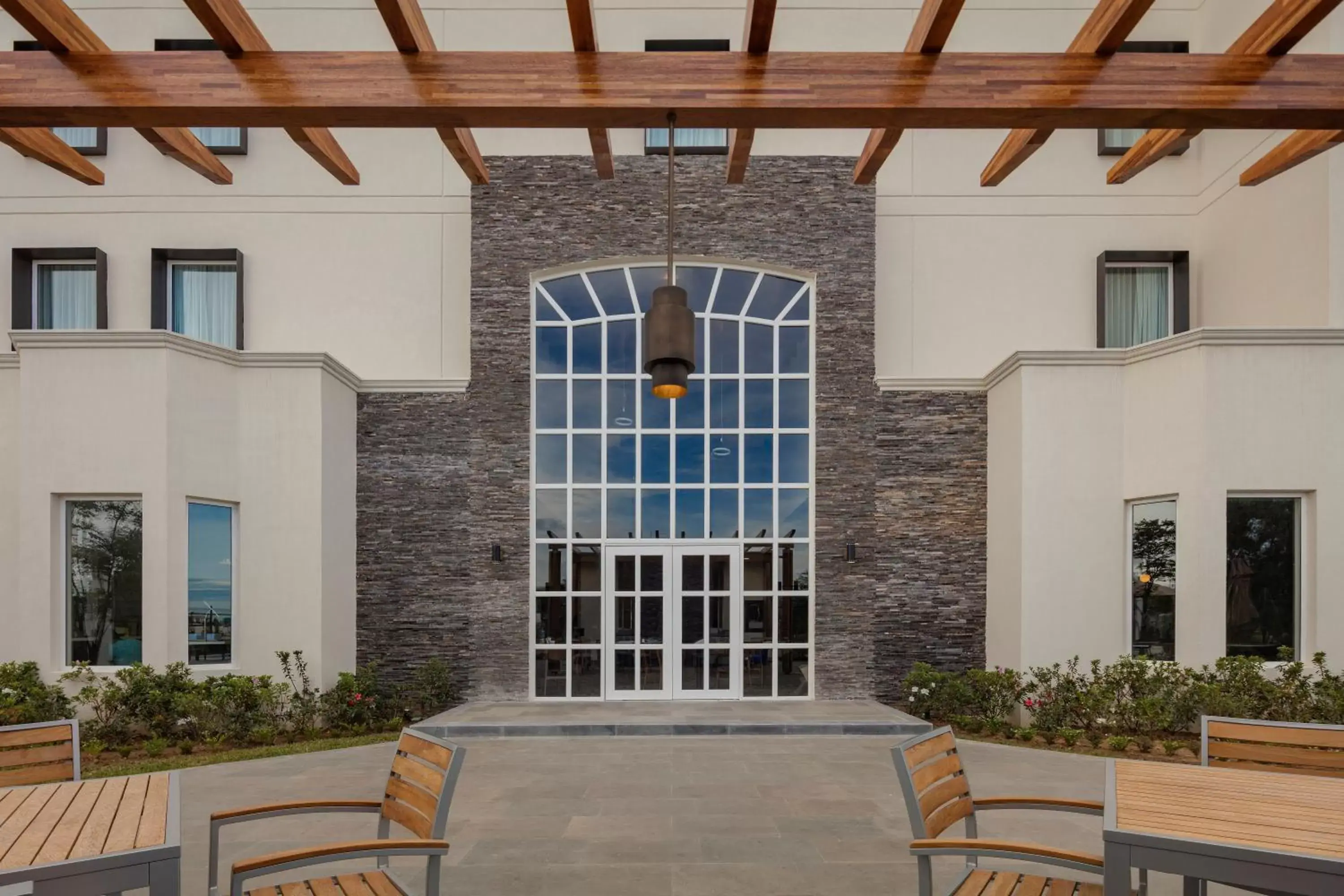 Property building, Facade/Entrance in Staybridge Suites - Saltillo, an IHG Hotel