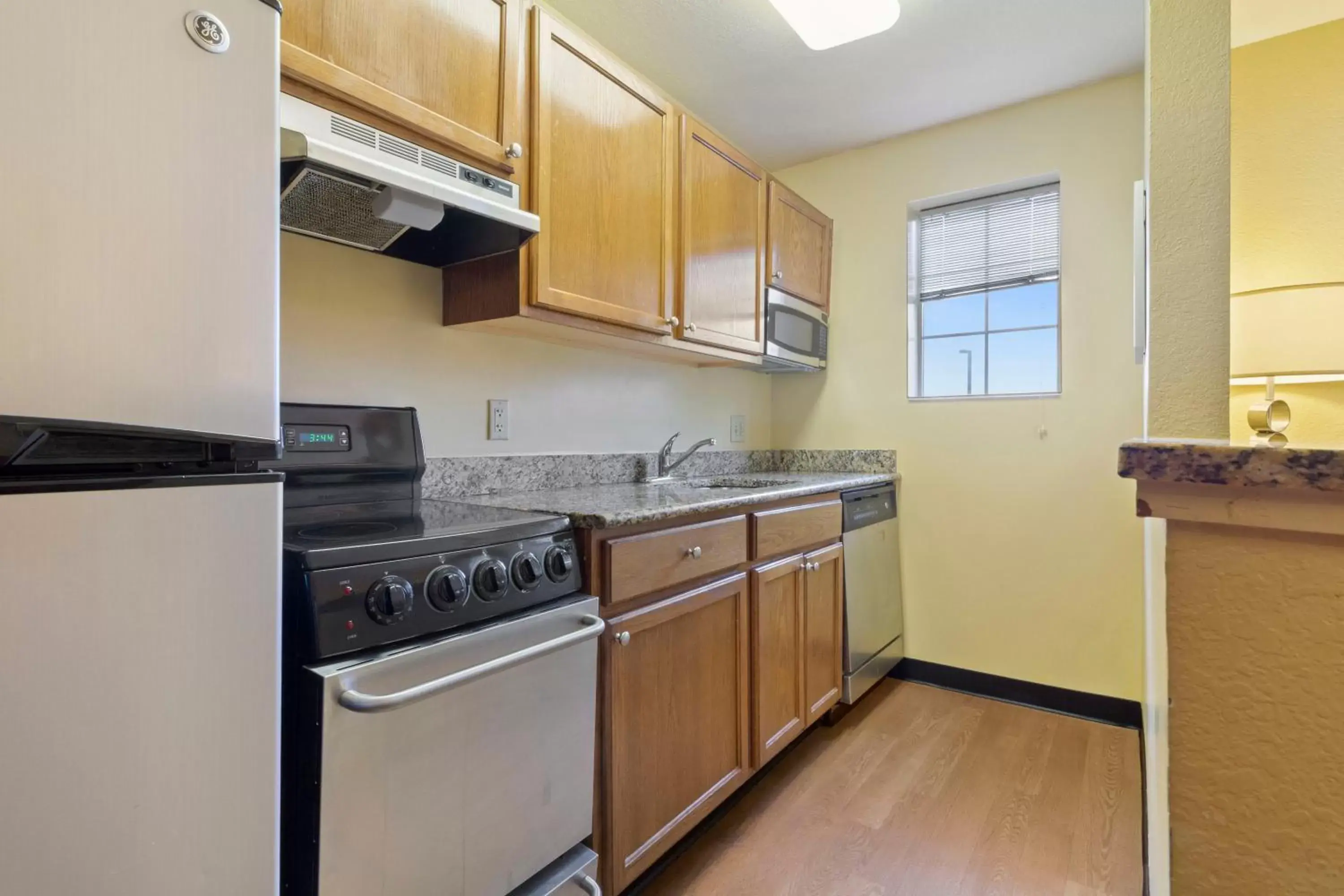 Kitchen or kitchenette, Kitchen/Kitchenette in Extended Stay America Suites - Virginia Beach