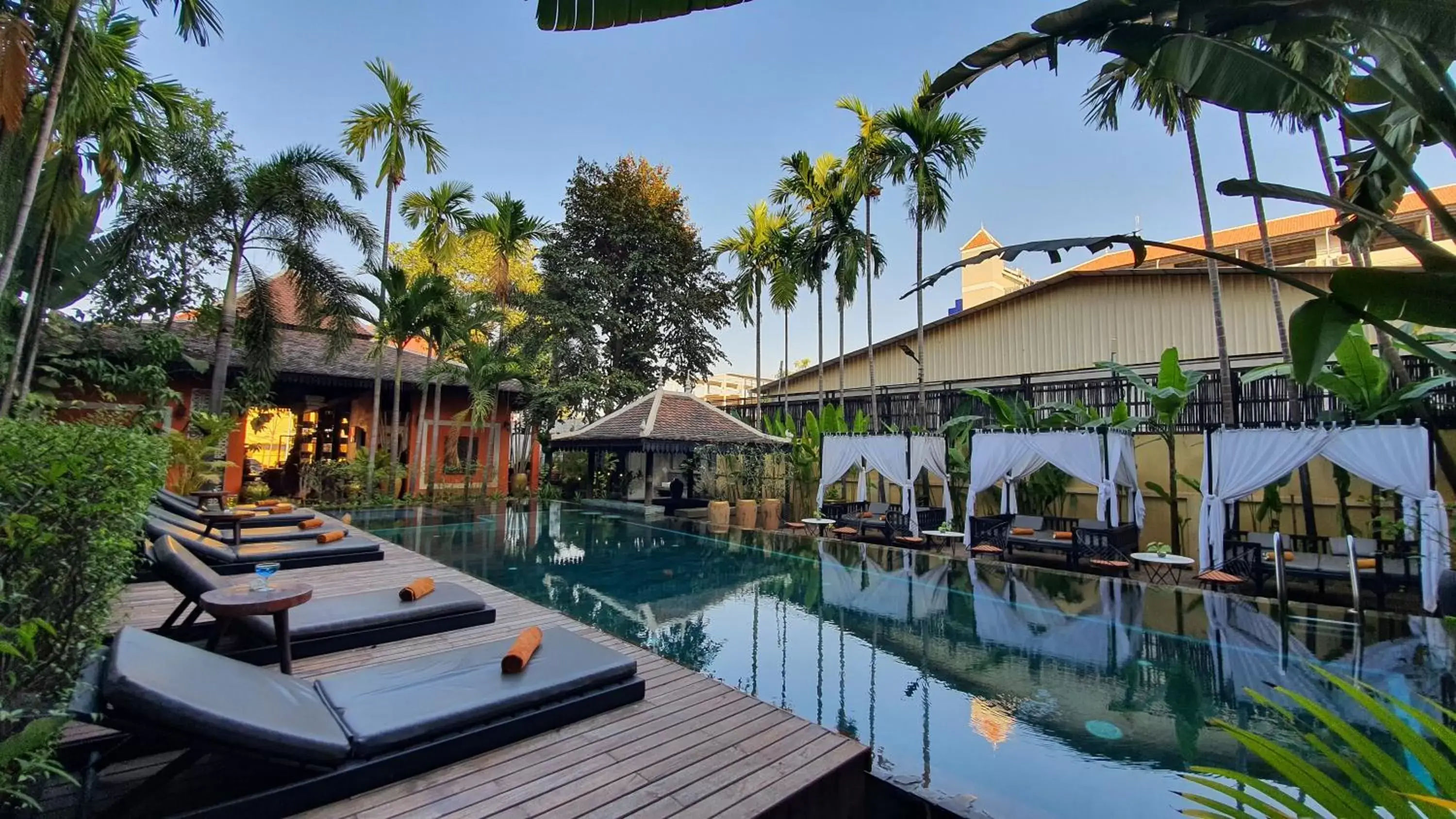 Swimming Pool in Residence Indochine D'angkor Swimming Pool in Residence Indochine D'angkor