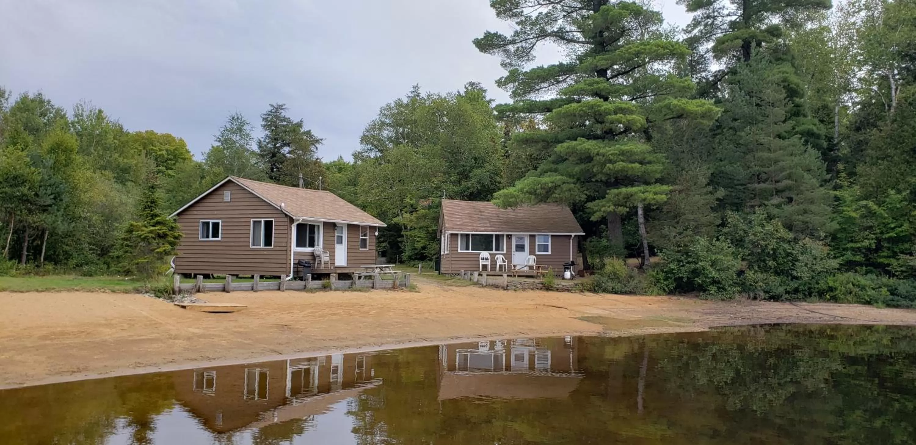 Lake view in Parkway Cottage Resort and Trading Post