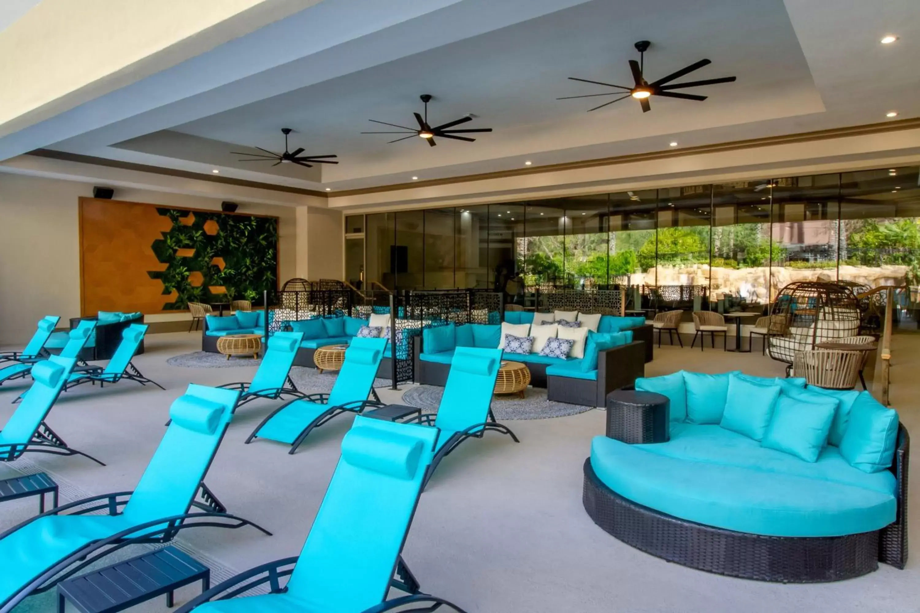 Lounge or bar in JW Marriott Las Vegas Resort and Spa