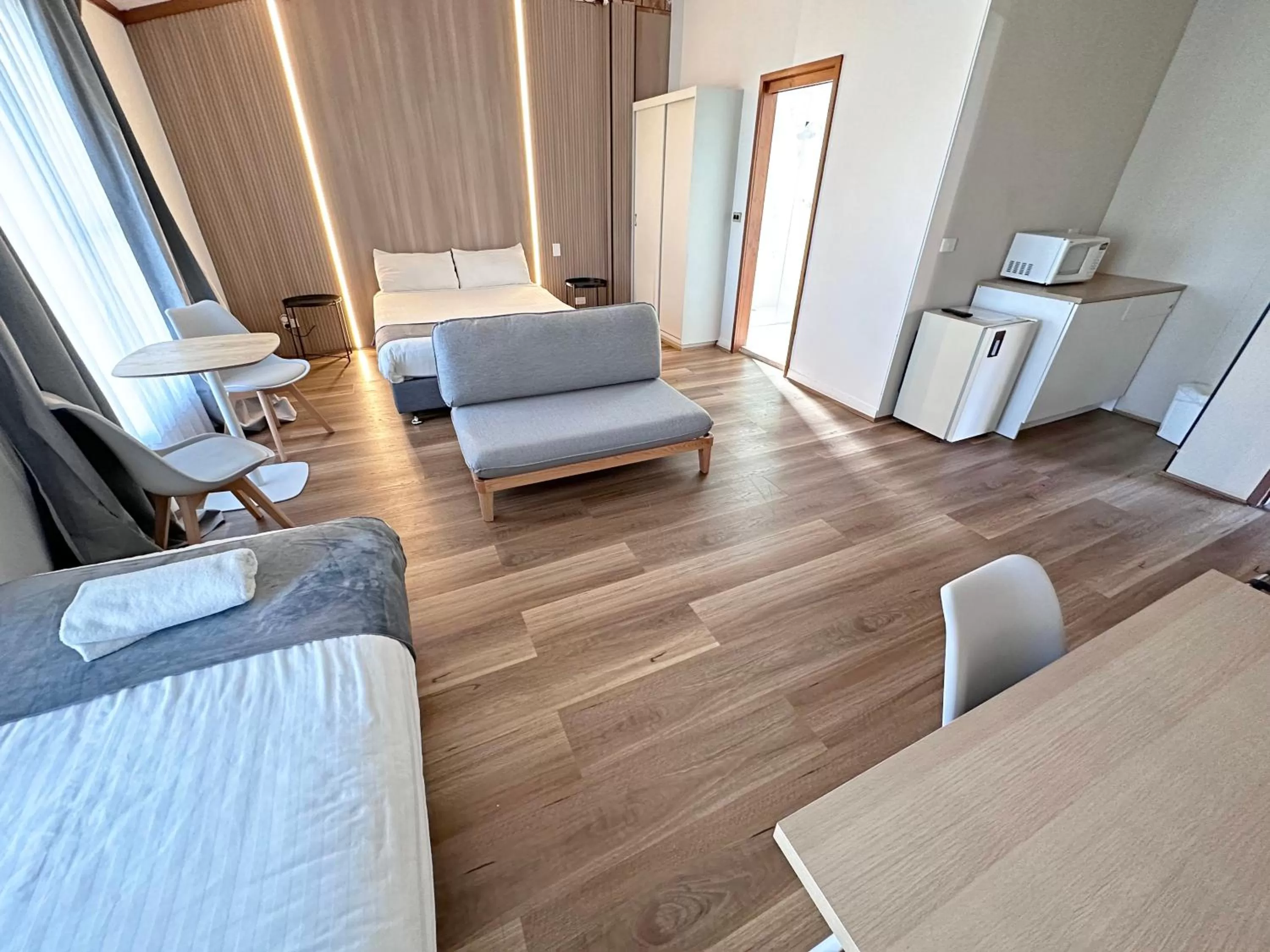 Photo of the whole room in Spa Village Travel Inn