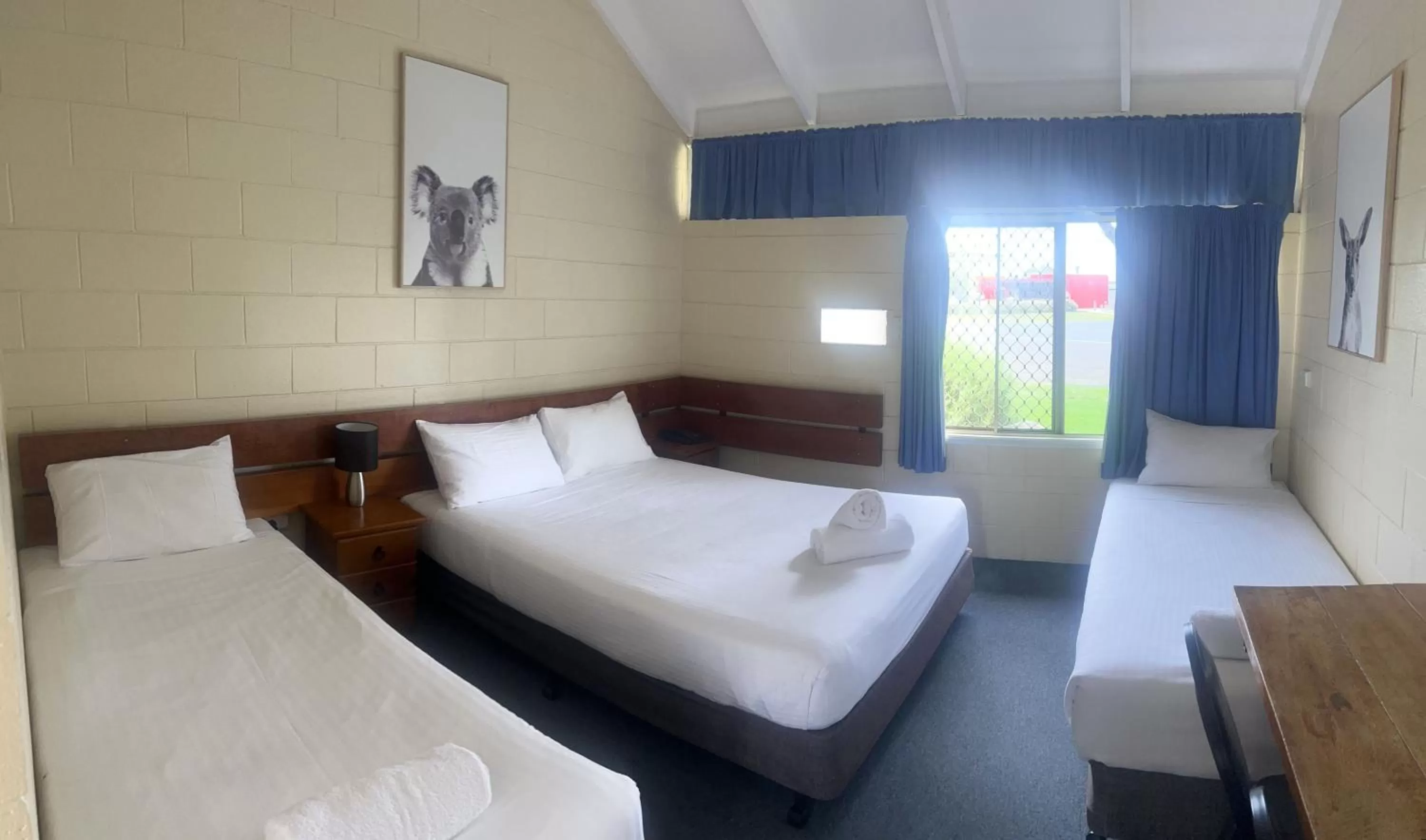 Standard Family Room in Pete's Place Roma