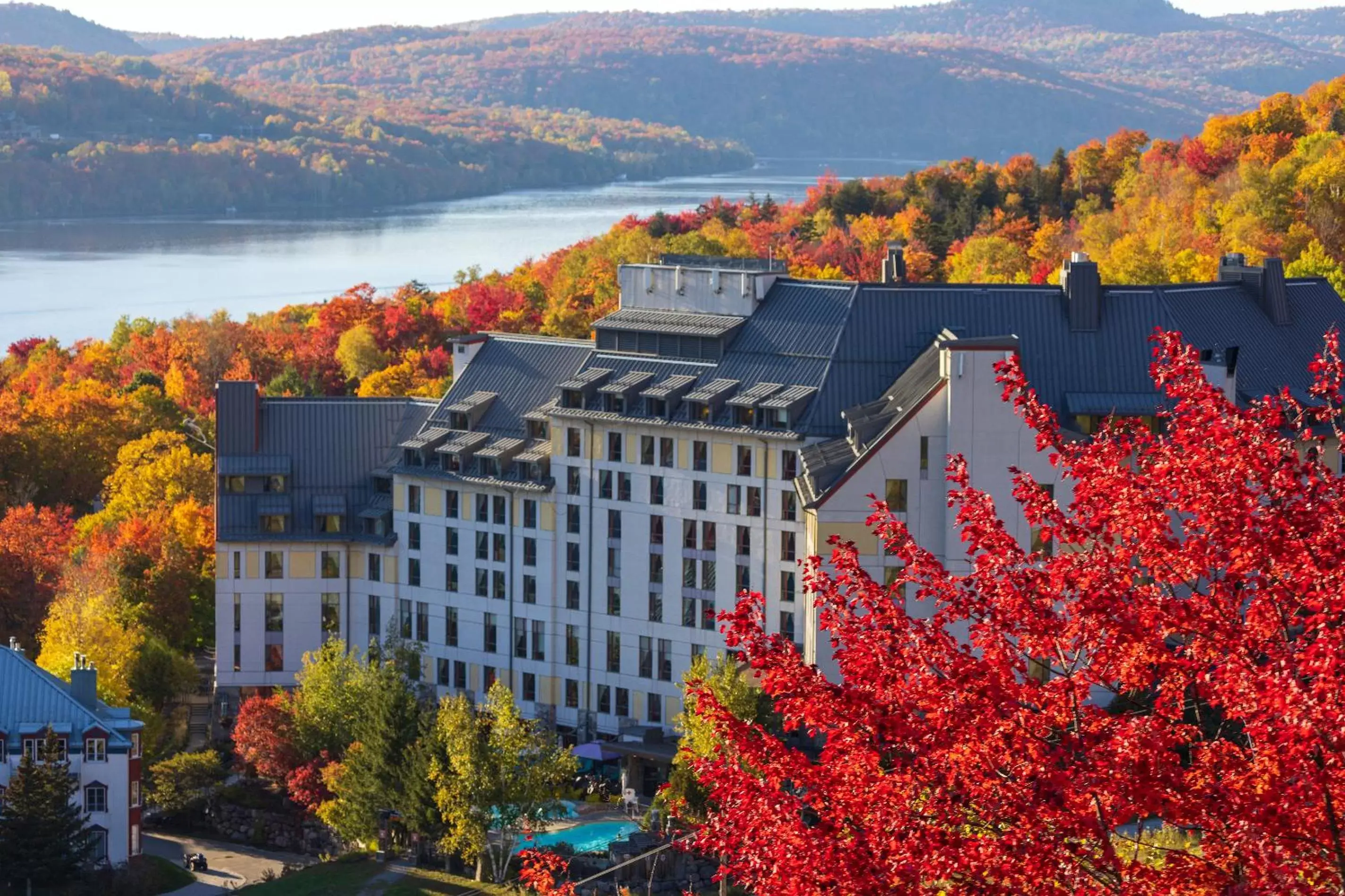 Property building, Bird's-eye View in Fairmont Tremblant