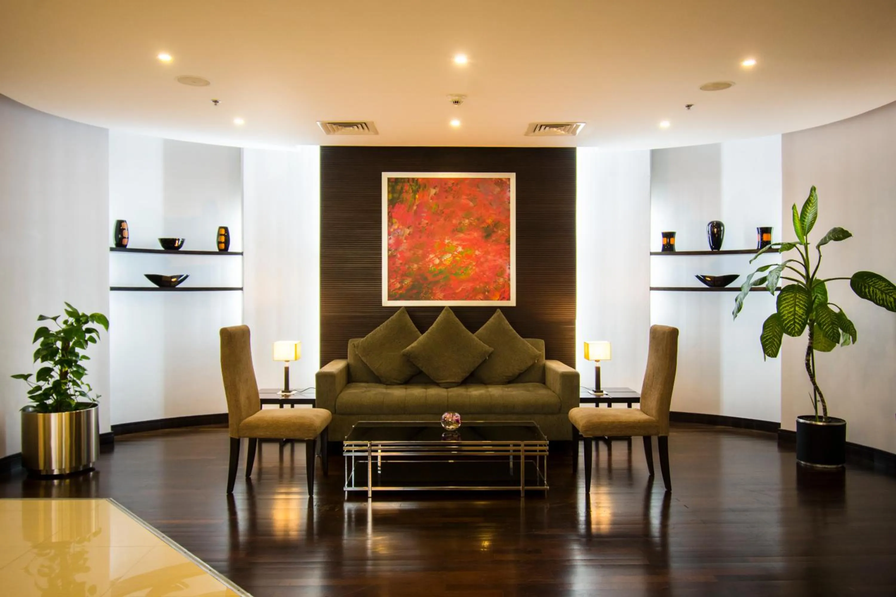 Lobby or reception in City Seasons Hotel & Suites Muscat