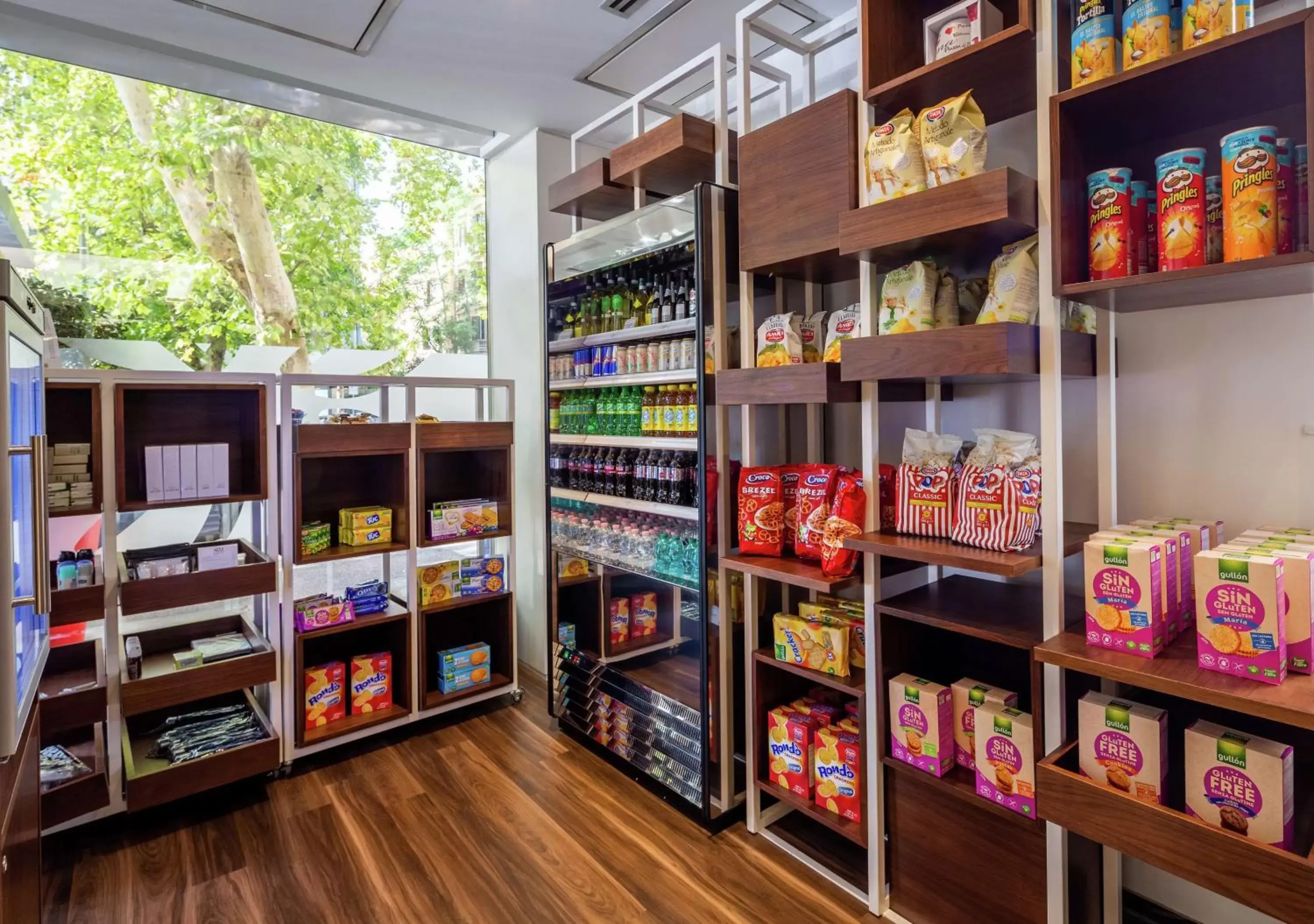 Restaurant/places to eat in Hilton Garden Inn Rome Claridge Restaurant/places to eat in Hilton Garden Inn Rome Claridge