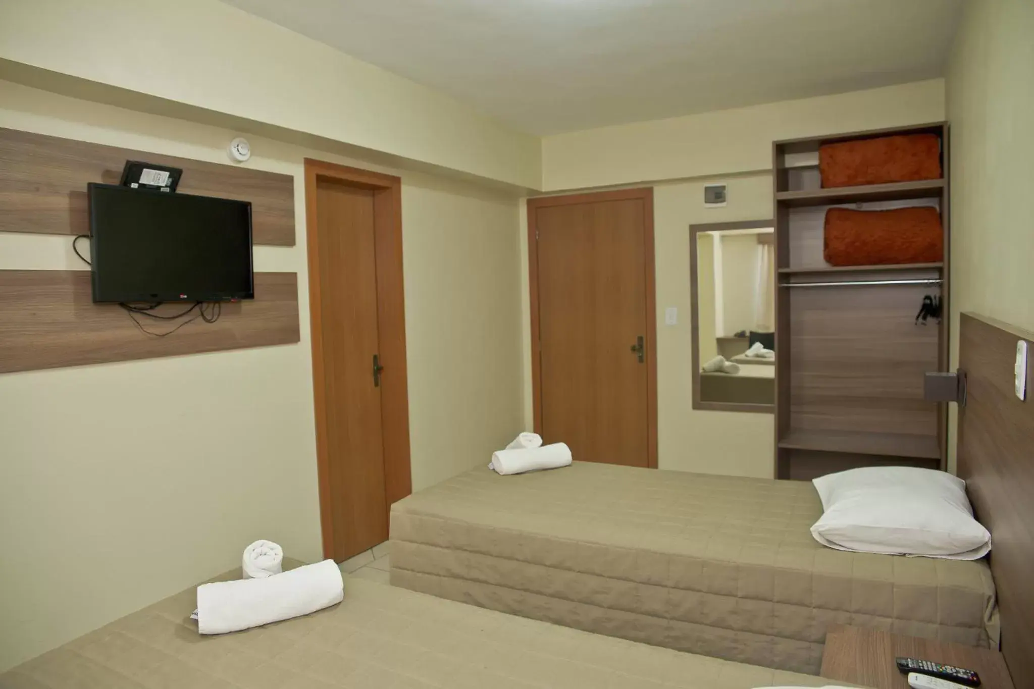 Photo of the whole room, Bed in Vallér Montanha Hotel Photo of the whole room, Bed in Vallér Montanha Hotel