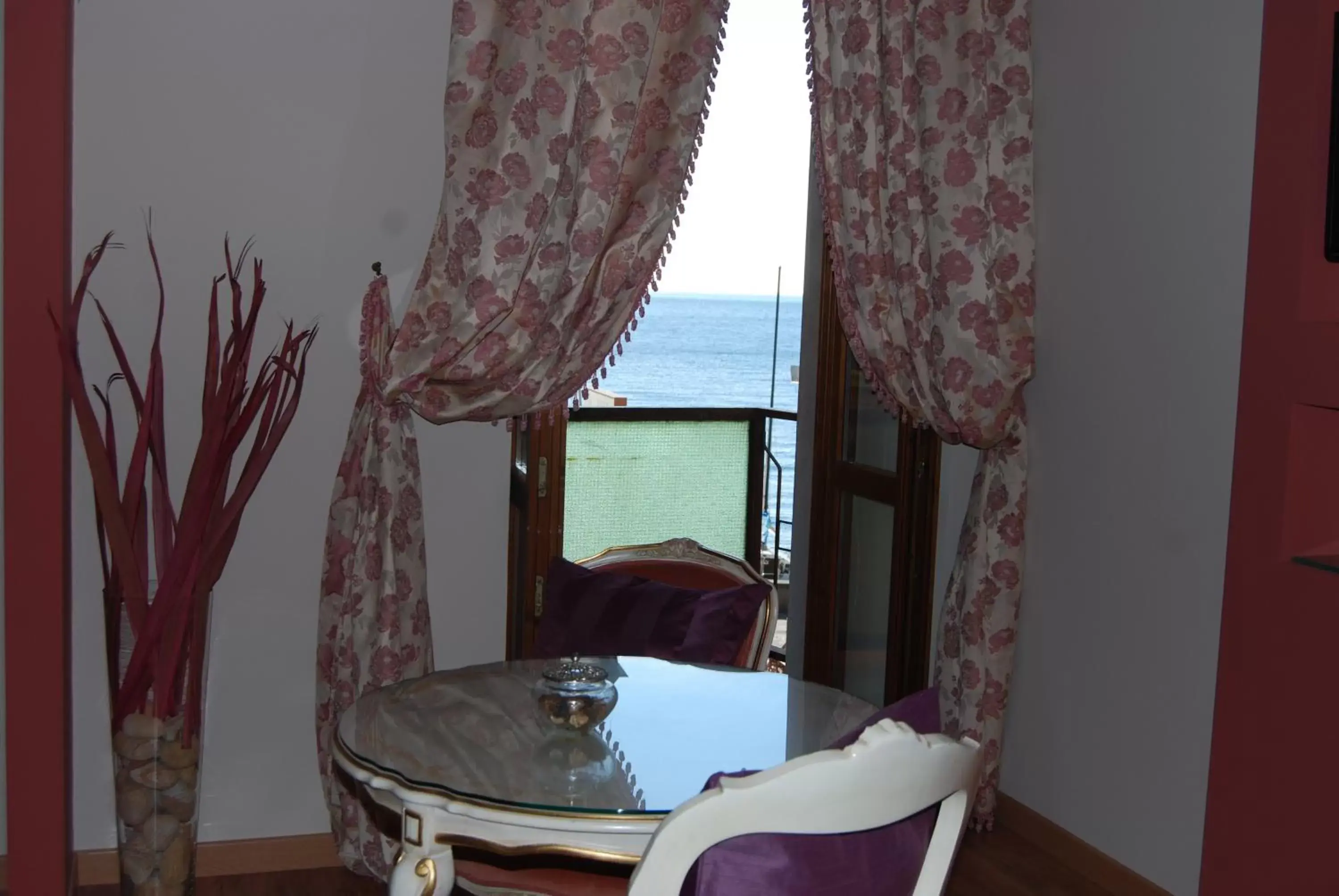 Lake view, Dining Area in Garda Sol SPA Hotel & Appartamenti