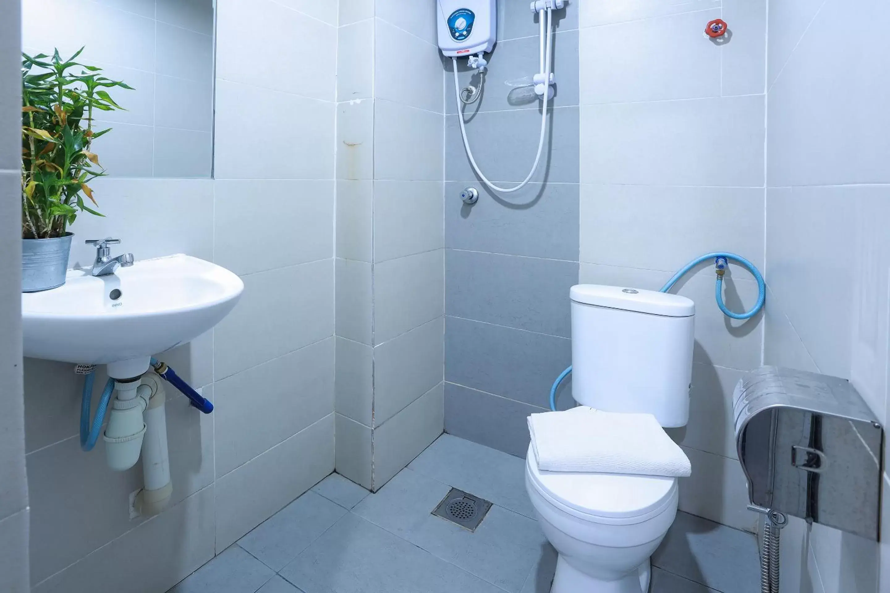 Toilet, Bathroom in Hotel Aman- Nilai & KLIA