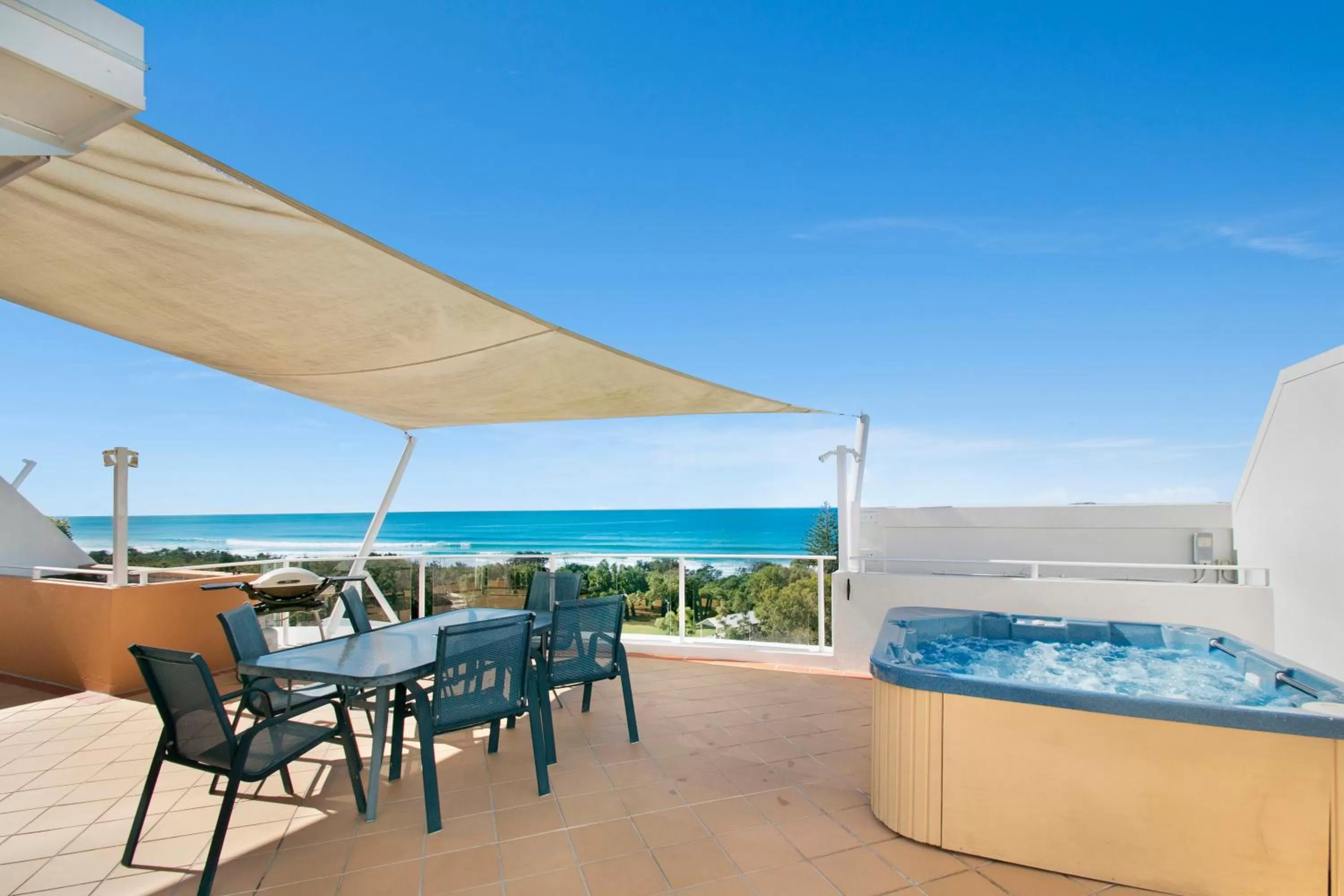 Hot Tub in Santorini Twin Waters