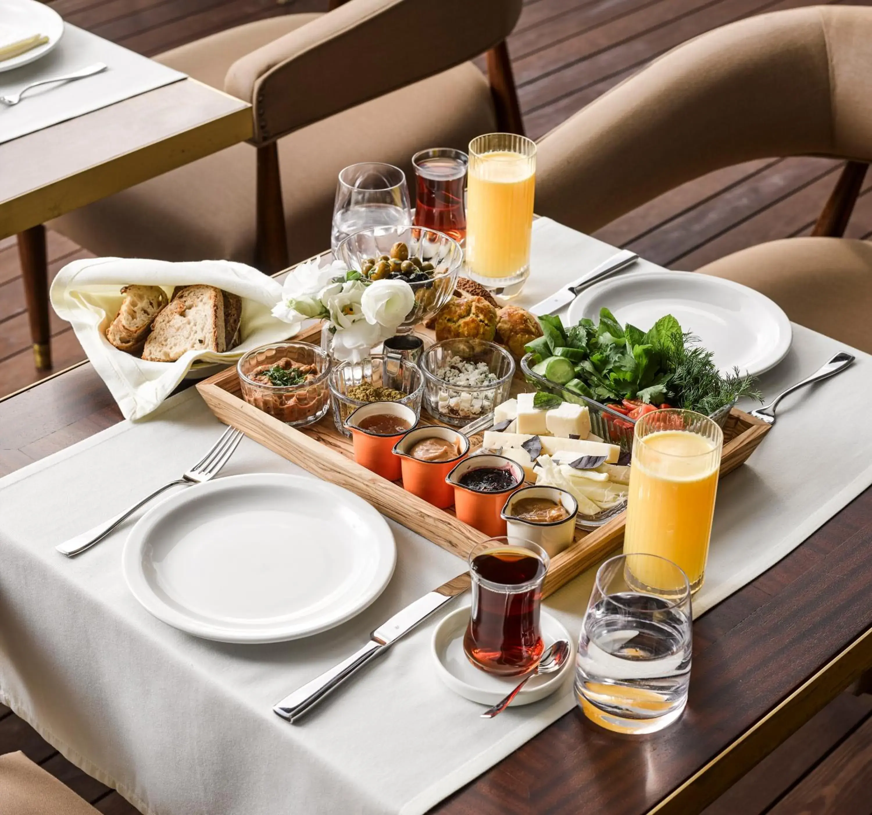 Restaurant/places to eat, Breakfast in Georges Hotel Galata
