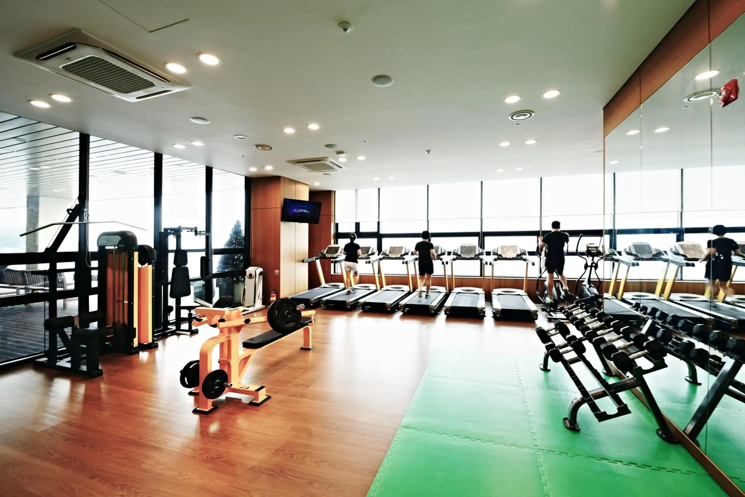 Fitness centre/facilities, Fitness Center/Facilities in Ramada Gangwon Sokcho