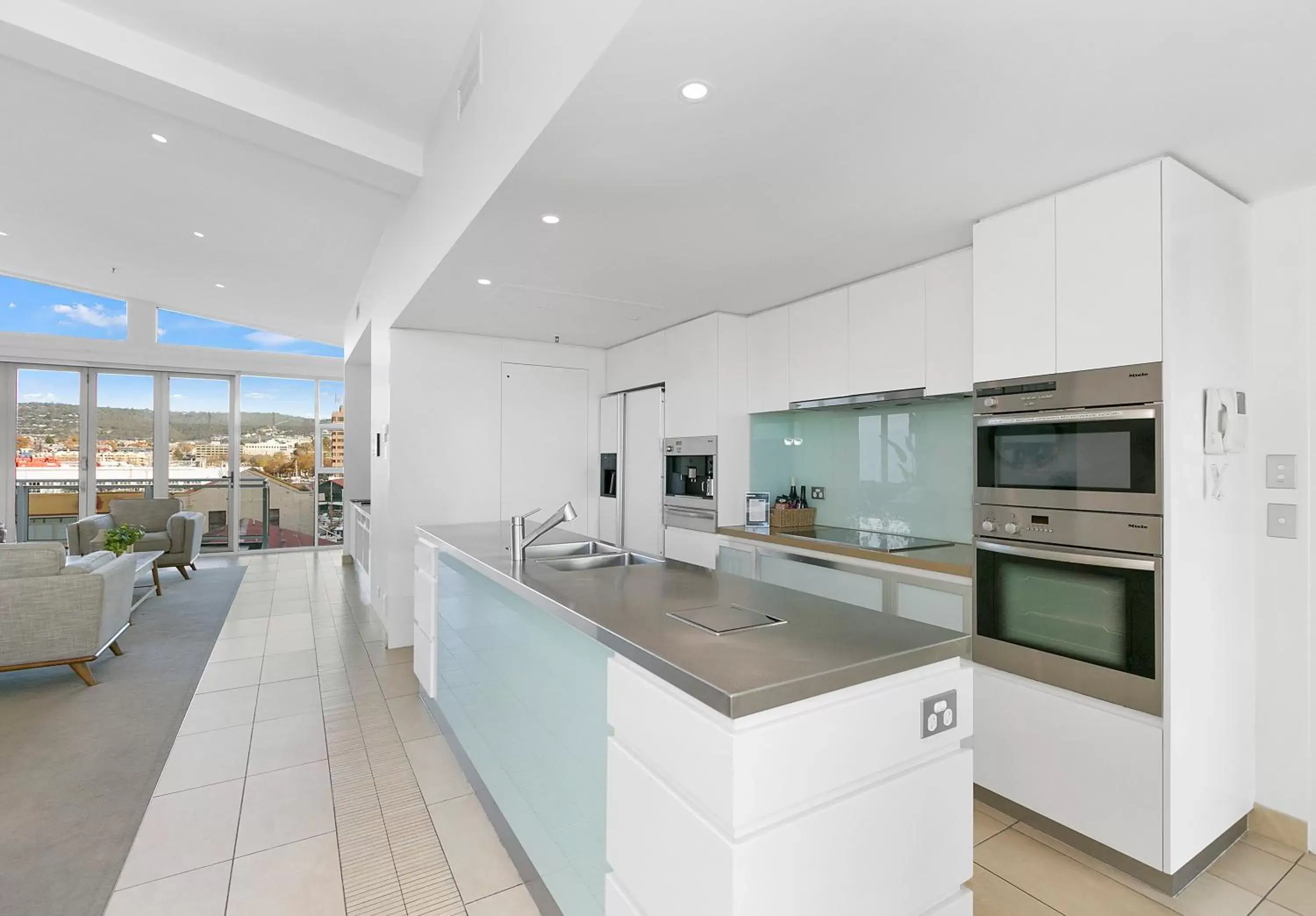 Kitchen/Kitchenette in Sullivans Cove Apartments