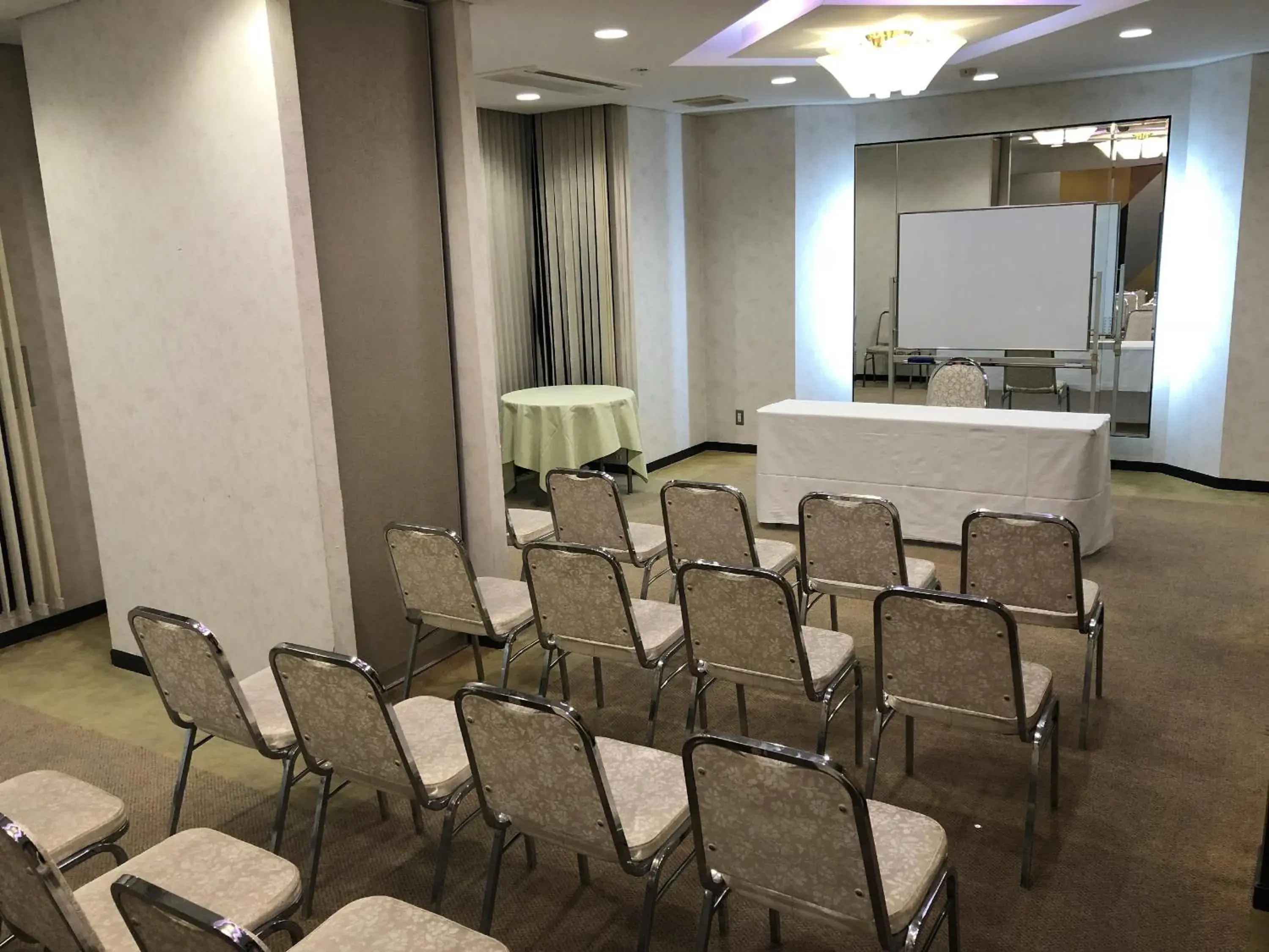 Banquet/Function facilities in APA Hotel Kaga Daisyoji-Ekimae