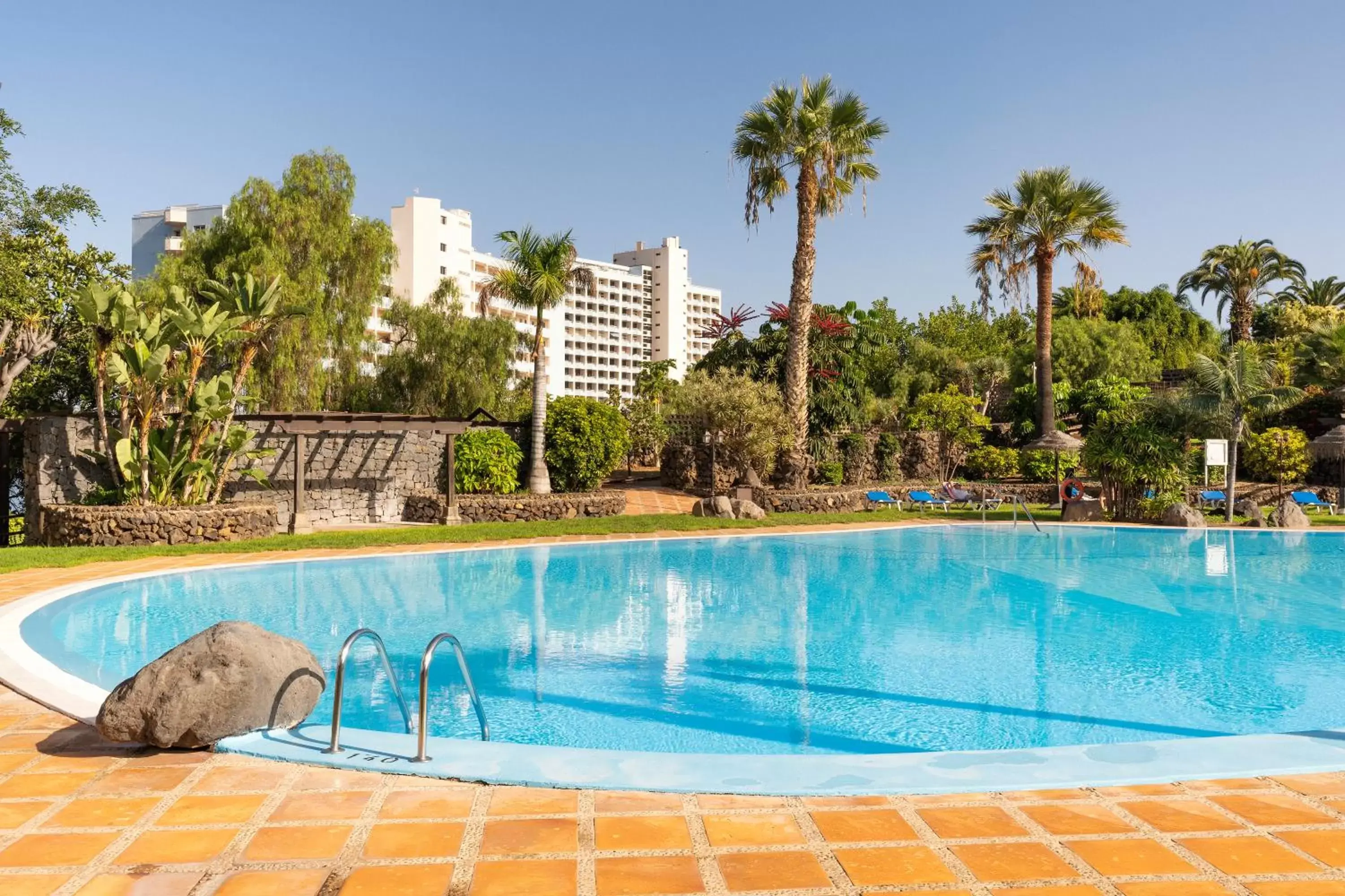 Property building, Swimming Pool in Precise Resort Tenerife