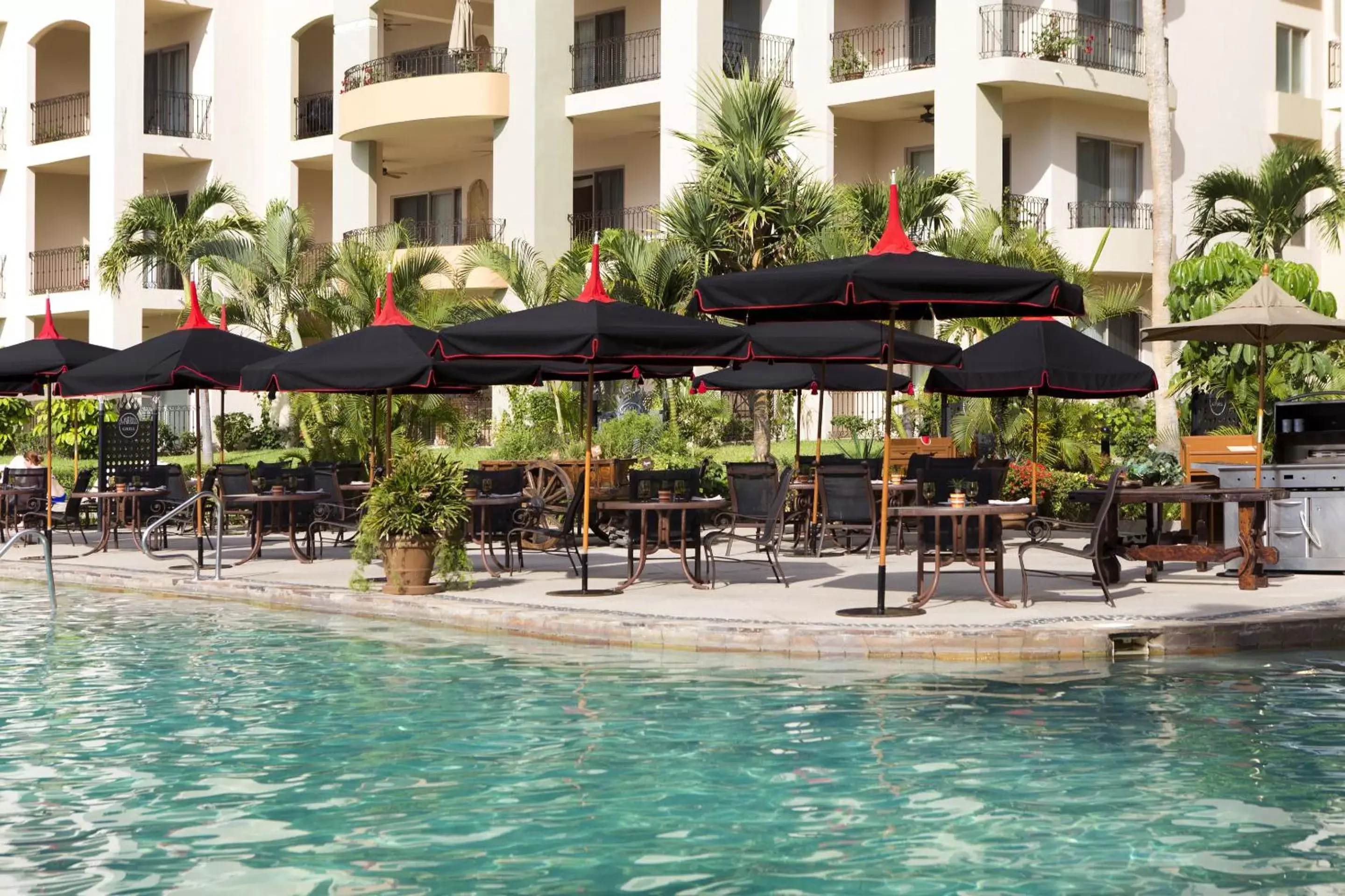 Restaurant/places to eat, Swimming Pool in Villa la Estancia Beach Resort & Spa