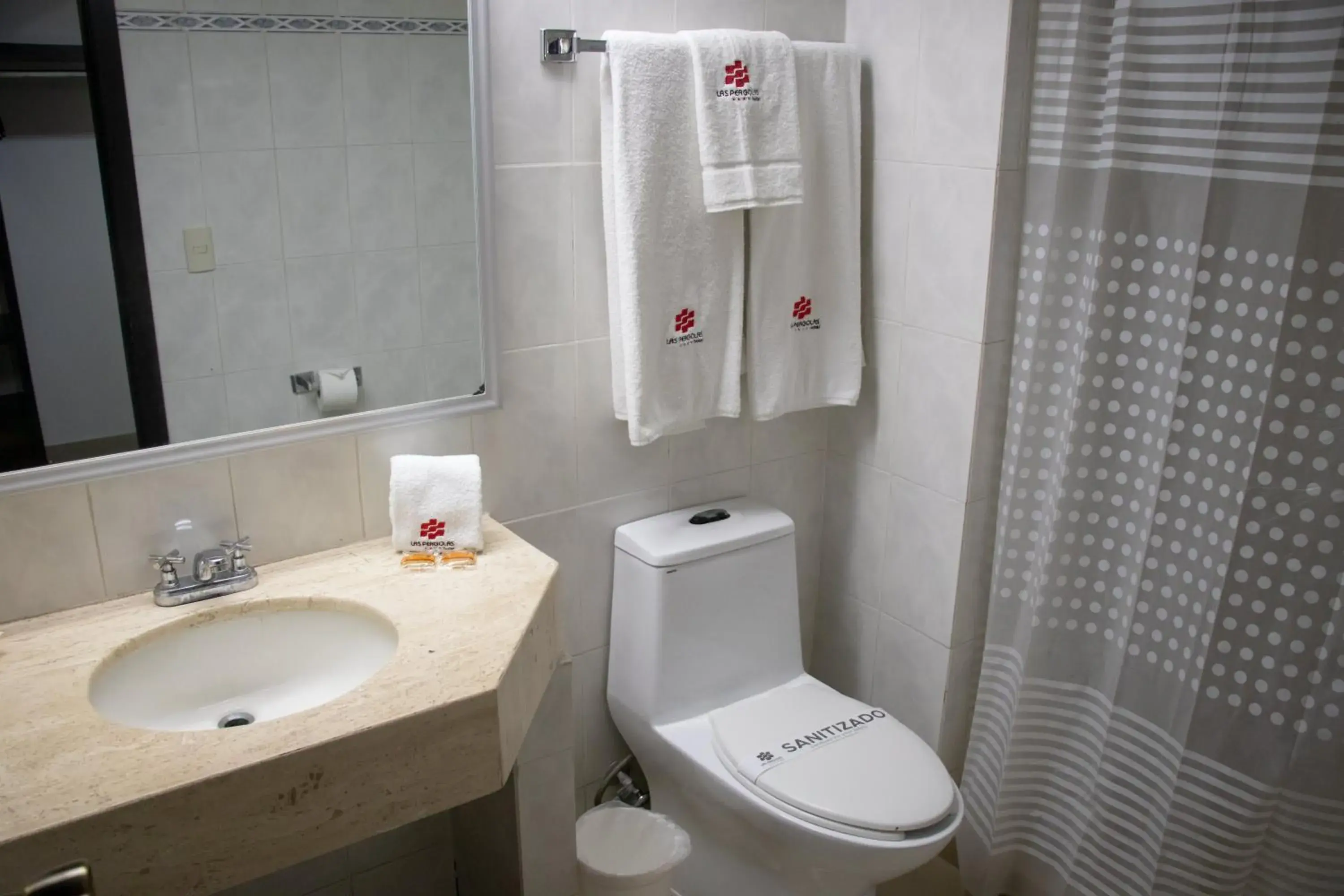 Bathroom in Hotel Las Pergolas