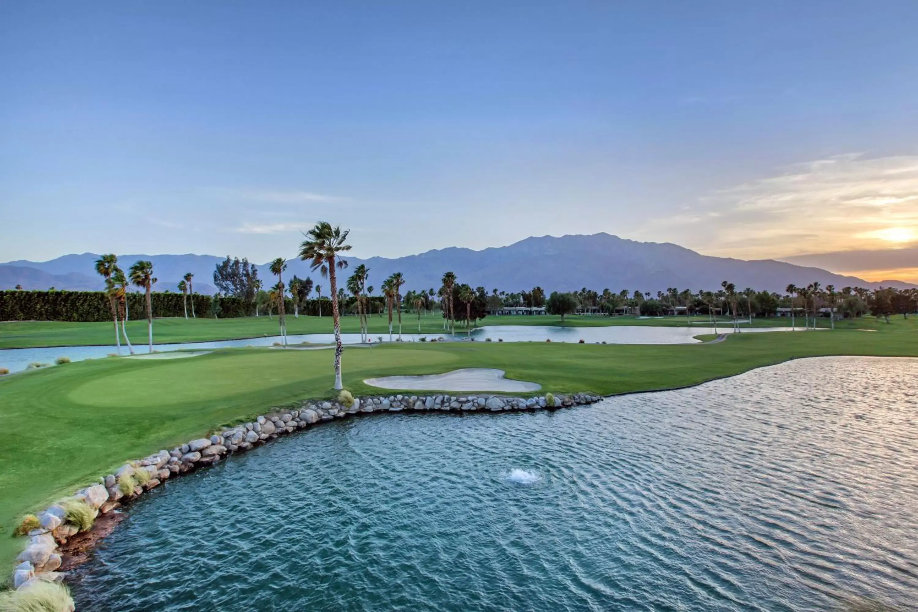 Property building in DoubleTree by Hilton Golf Resort Palm Springs