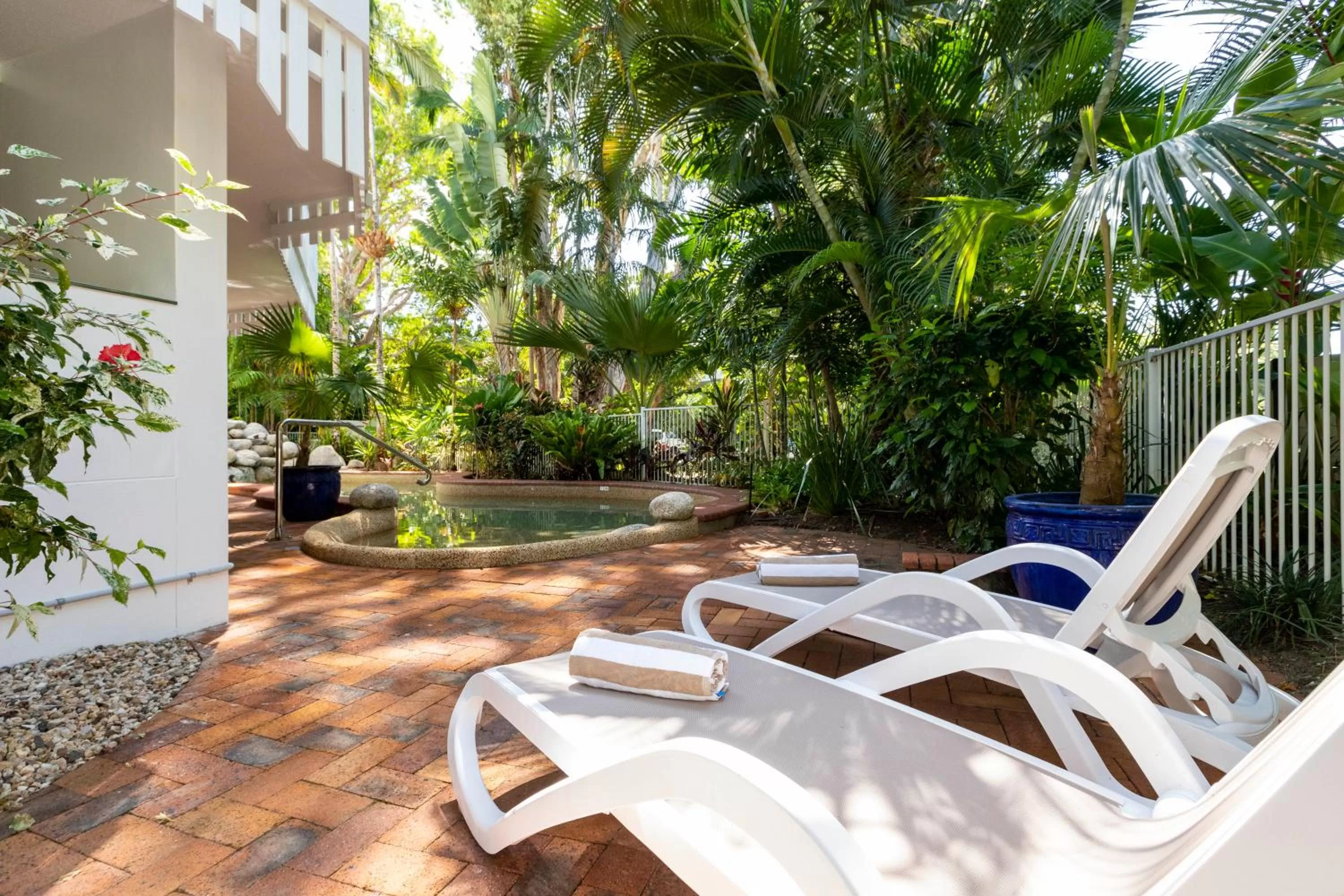 Swimming pool in The White House Port Douglas