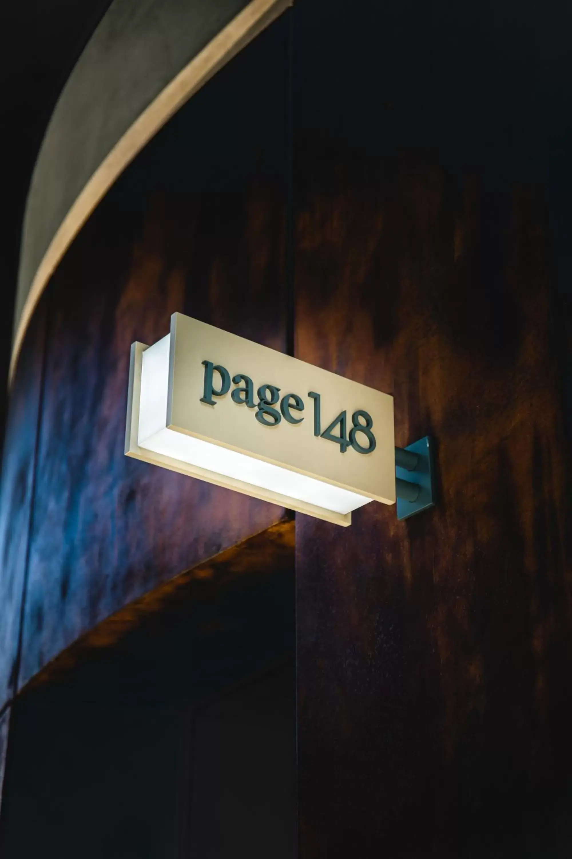 Facade/entrance in Page148, Page Hotels