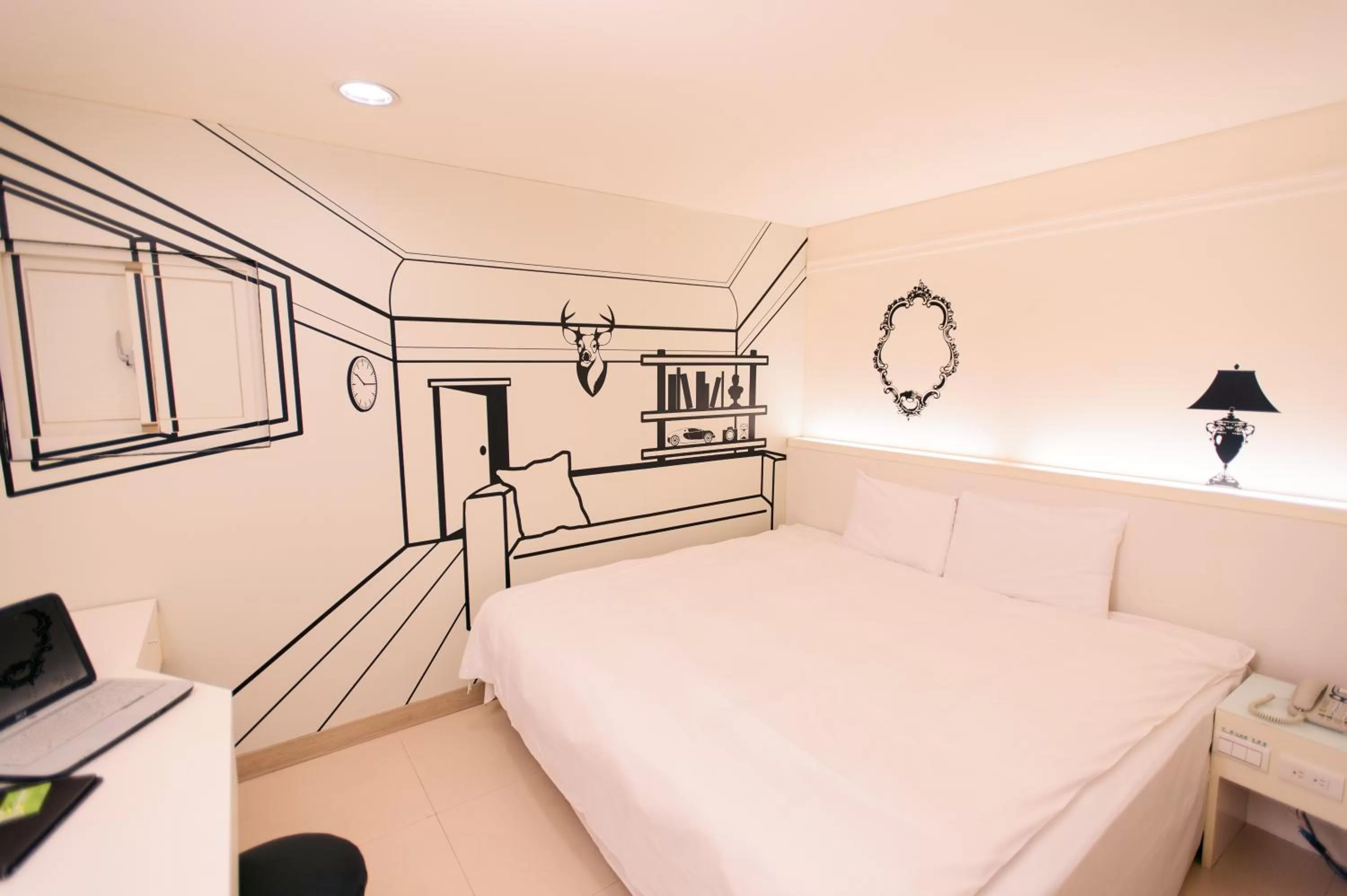 Photo of the whole room, Bed in Kiwi Express Hotel - Zhong Zheng Branch
