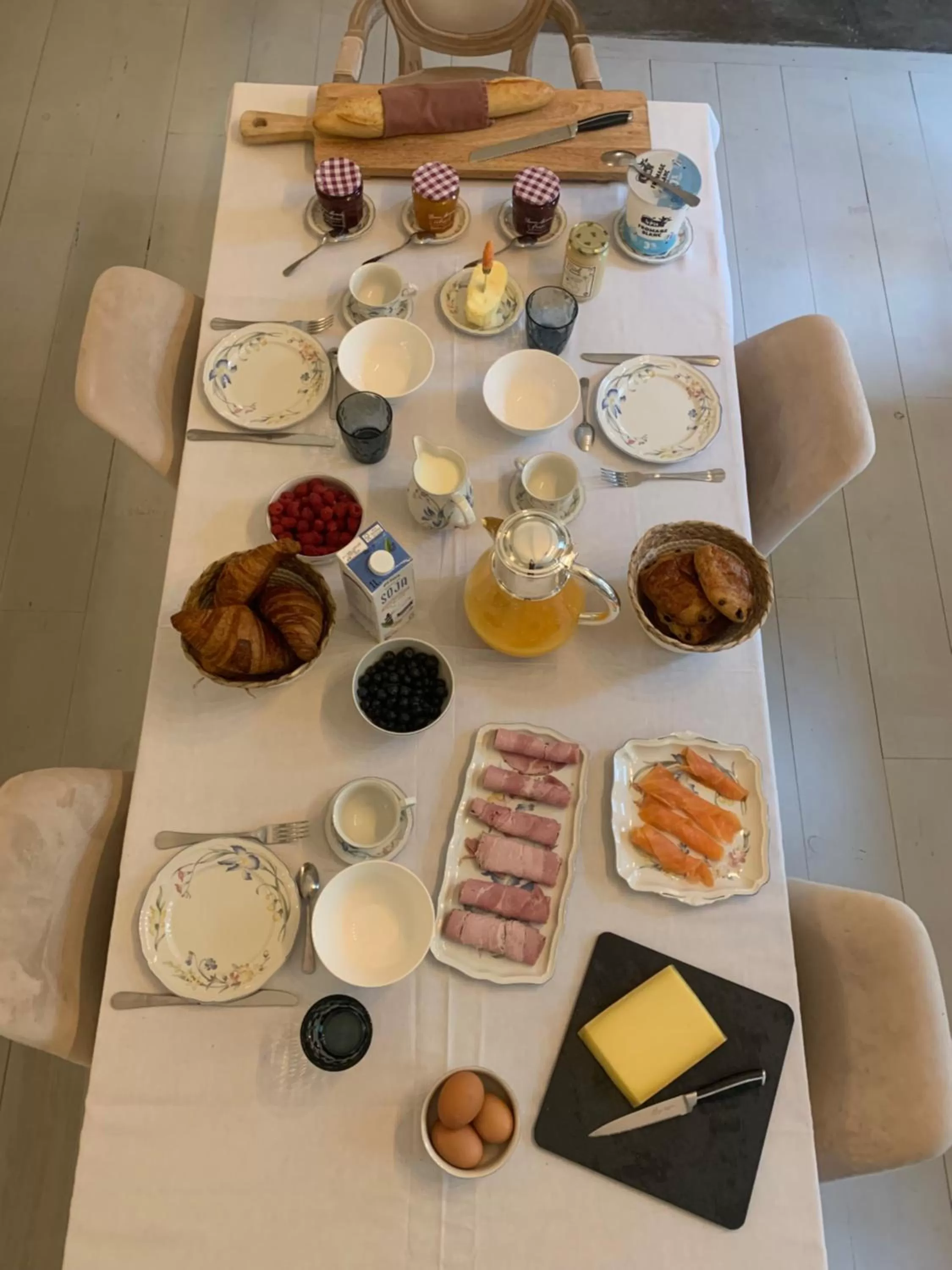 Breakfast in Maison de la Pra