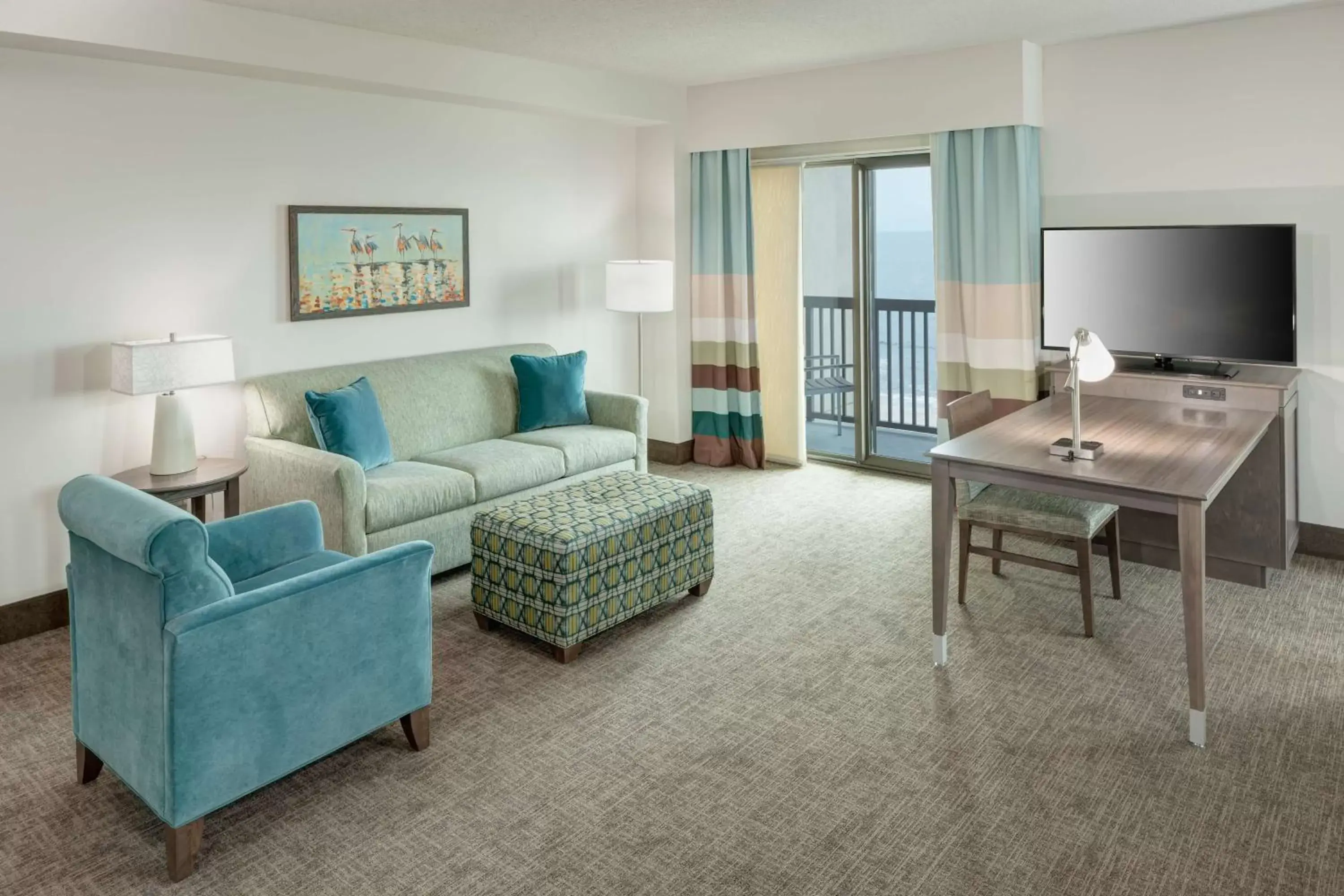 Living room, Seating Area in Hampton Inn & Suites by Hilton Carolina Beach Oceanfront