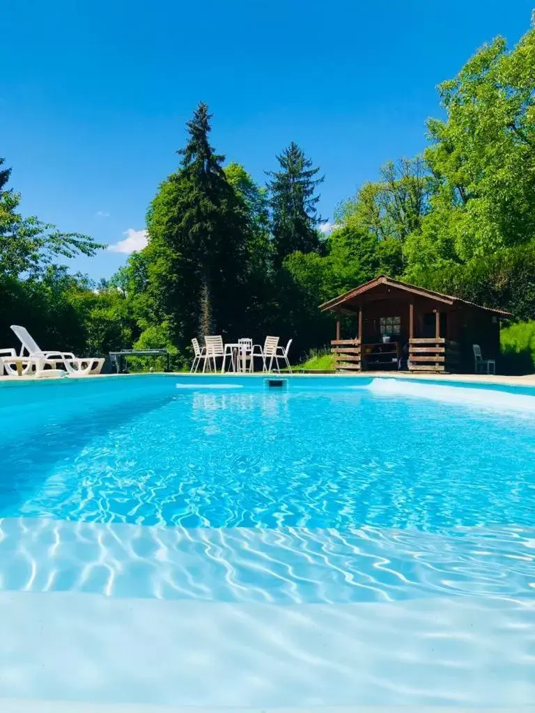 Pool view, Swimming Pool in Domaine Du Moulin Vallée Heureuse