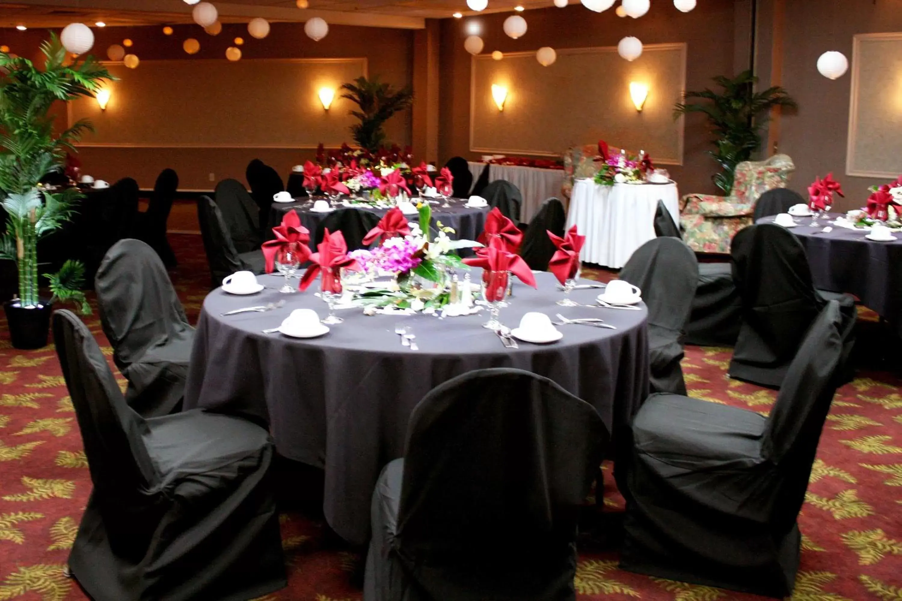 Banquet/Function facilities, Banquet Facilities in Rogue Regency Inn & Suites