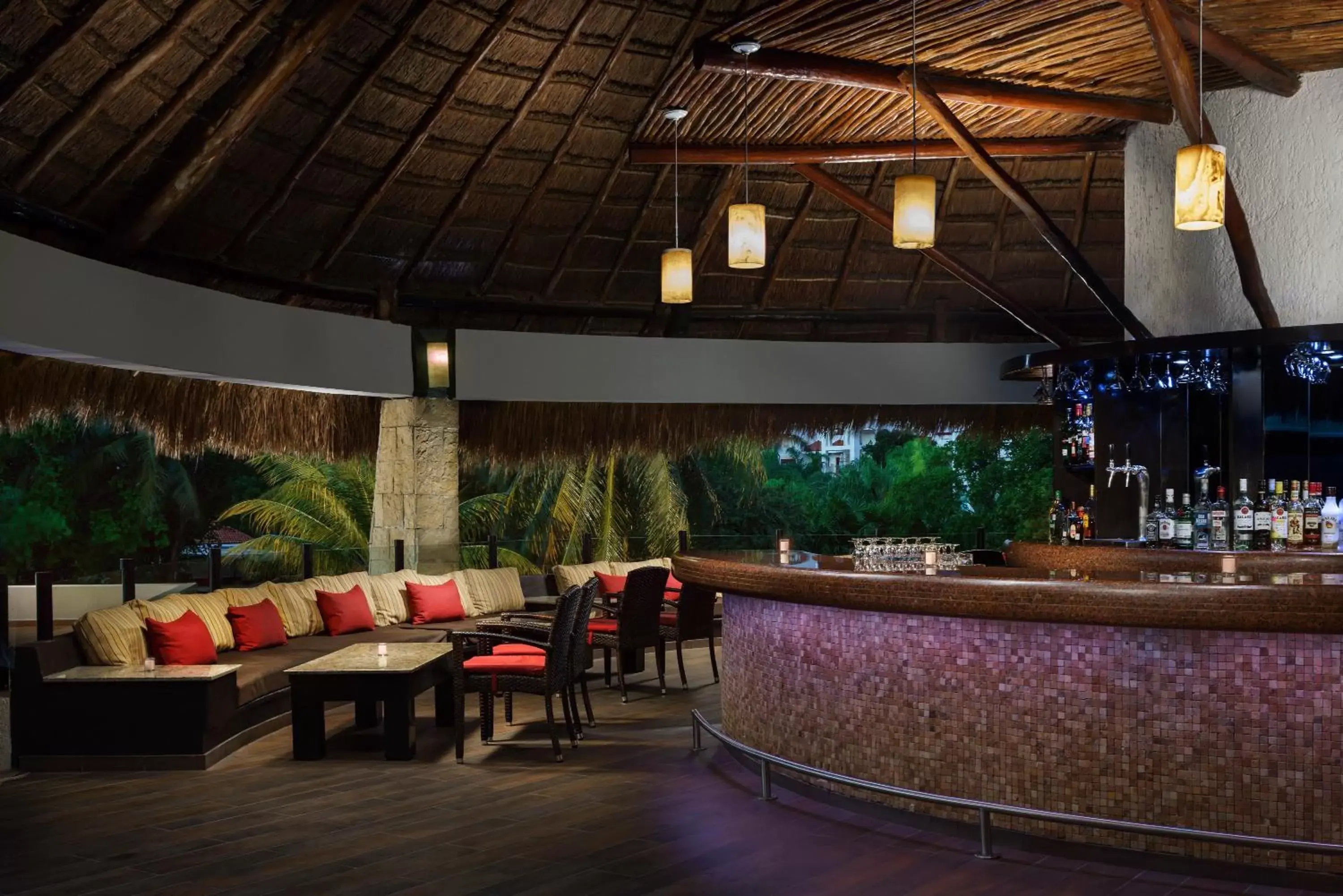 Alcoholic drinks in The Reef Playacar Resort & Spa-Optional All Inclusive