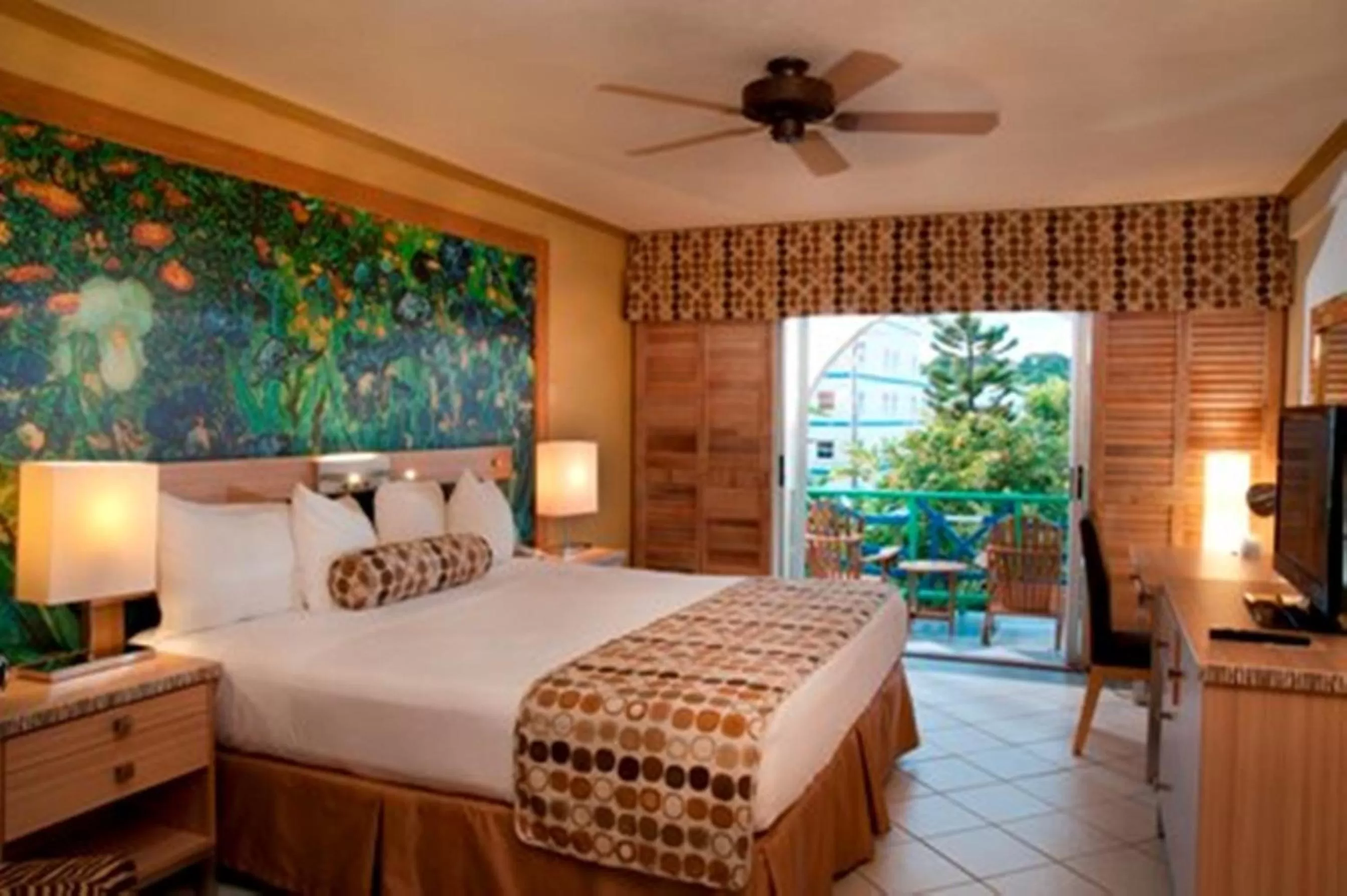 Bed in Accra Beach Hotel & Spa