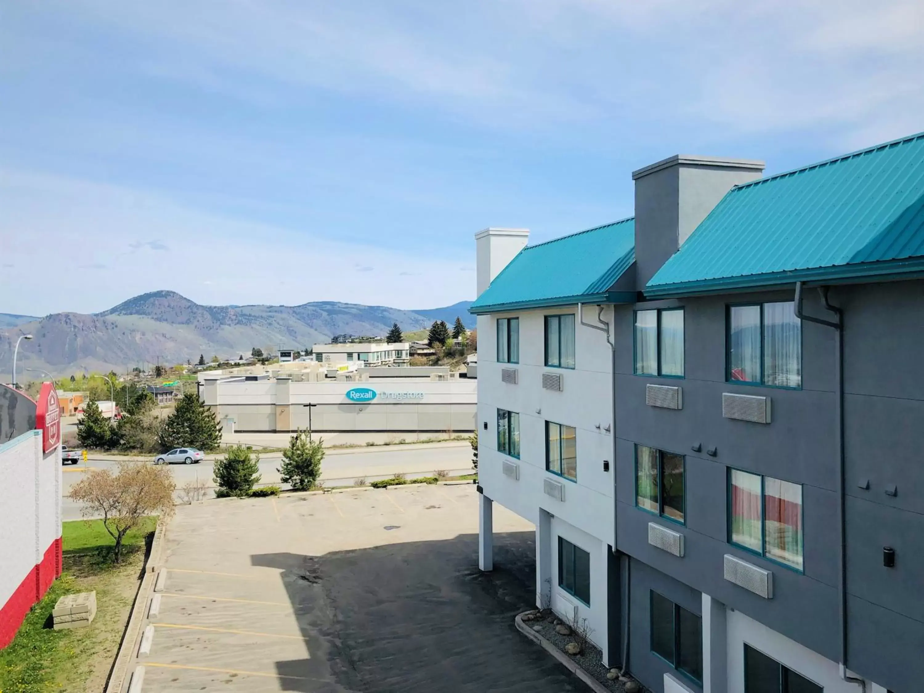 Property building in Days Inn by Wyndham Kamloops BC