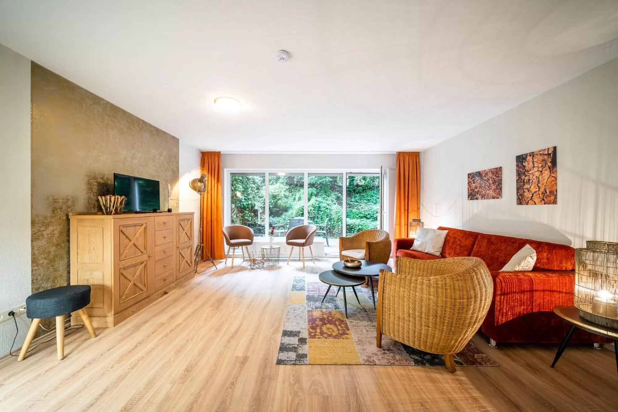 Two-Bedroom Apartment in Waldhotel Tannenhäuschen Two-Bedroom Apartment in Waldhotel Tannenhäuschen