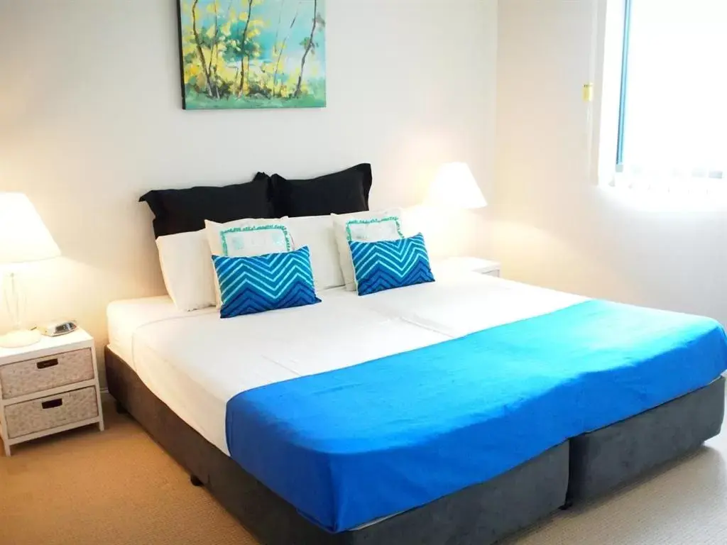 Bed in Edge Apartments Cairns