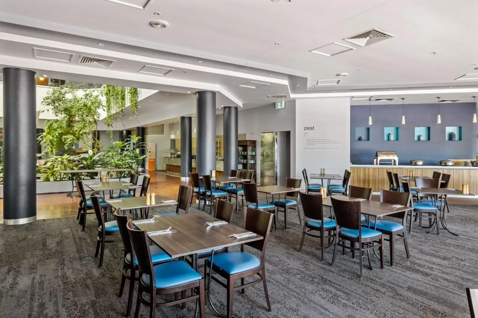 Restaurant/Places to Eat in Novotel Darwin CBD