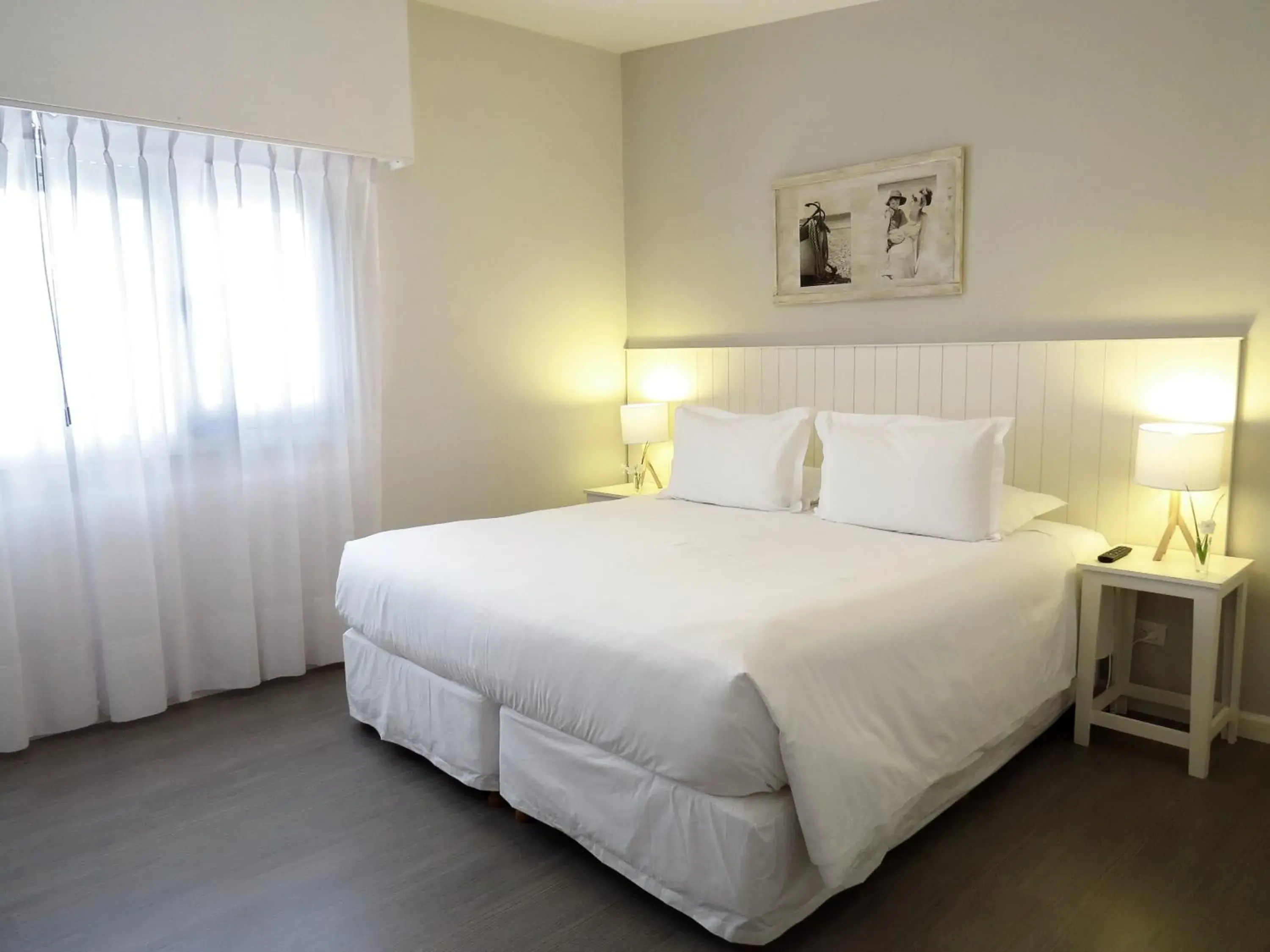 Bedroom, Bed in Atlantico Boutique Hotel