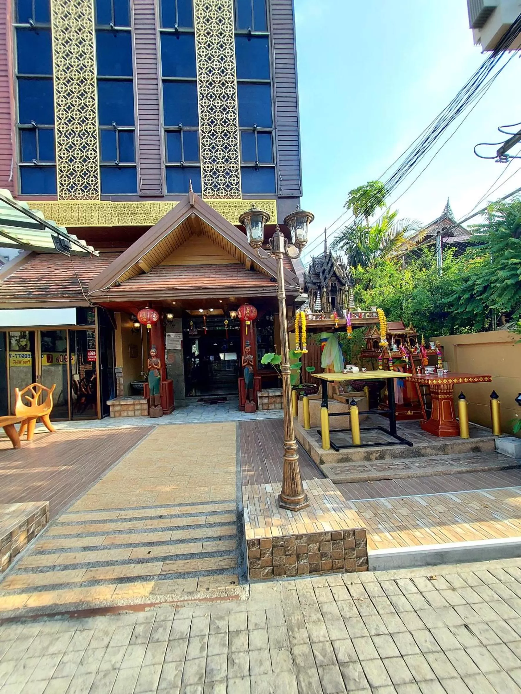 Property building in Traveller Inn Hotel