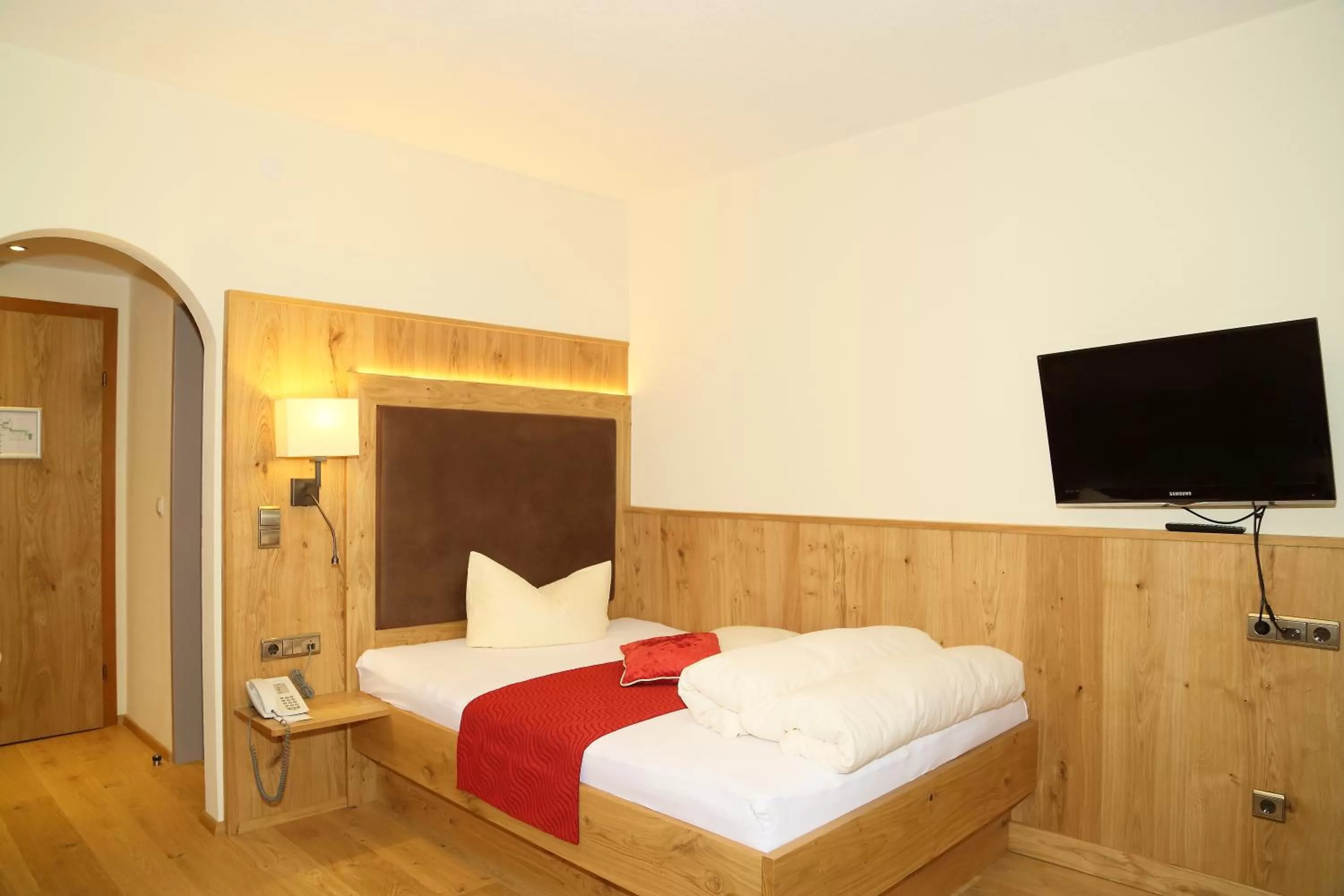 Single Room with Balcony in Posthotel Kassl 4-Sterne-Superior
