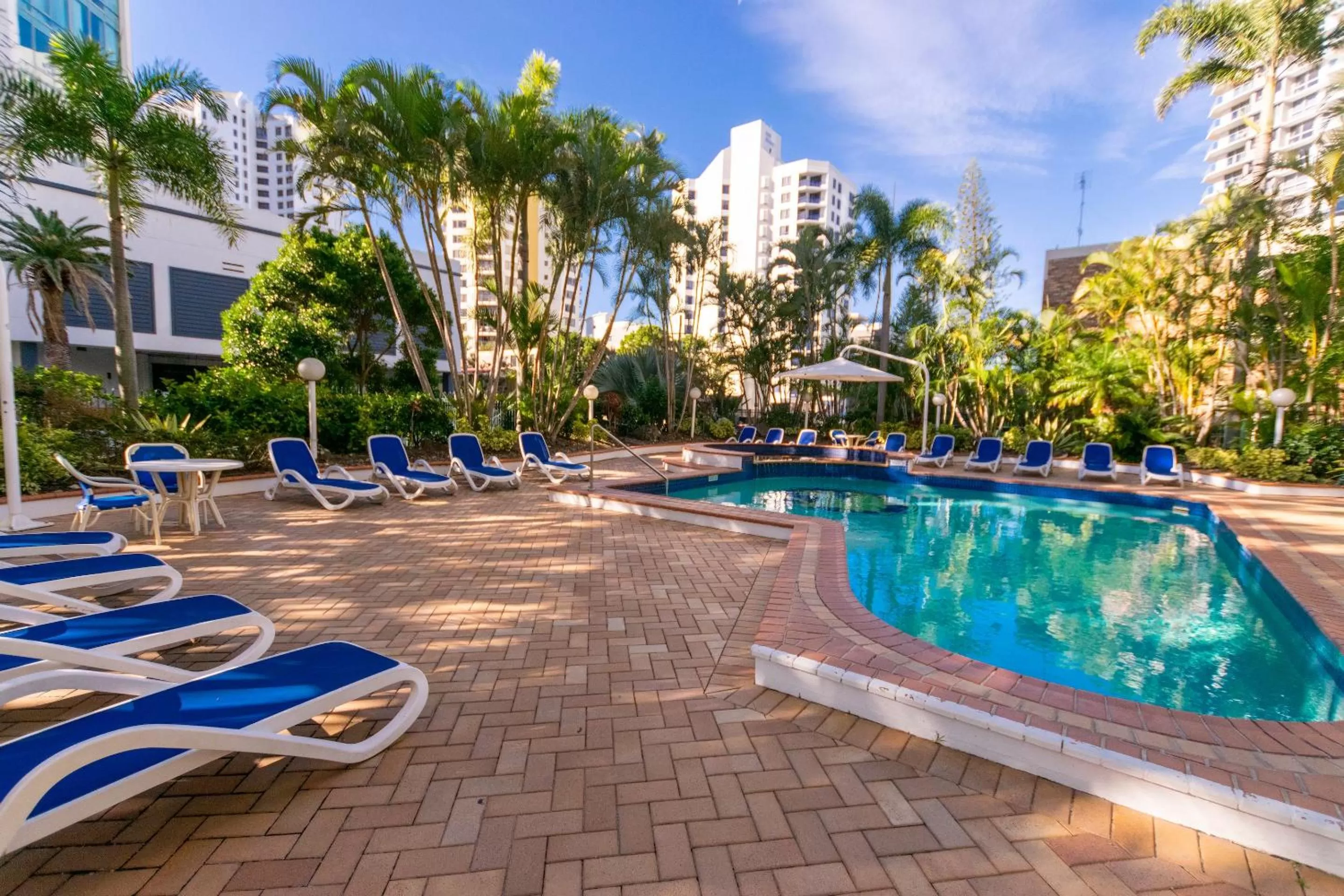 Swimming pool in Aegean Apartments Surfers Paradise