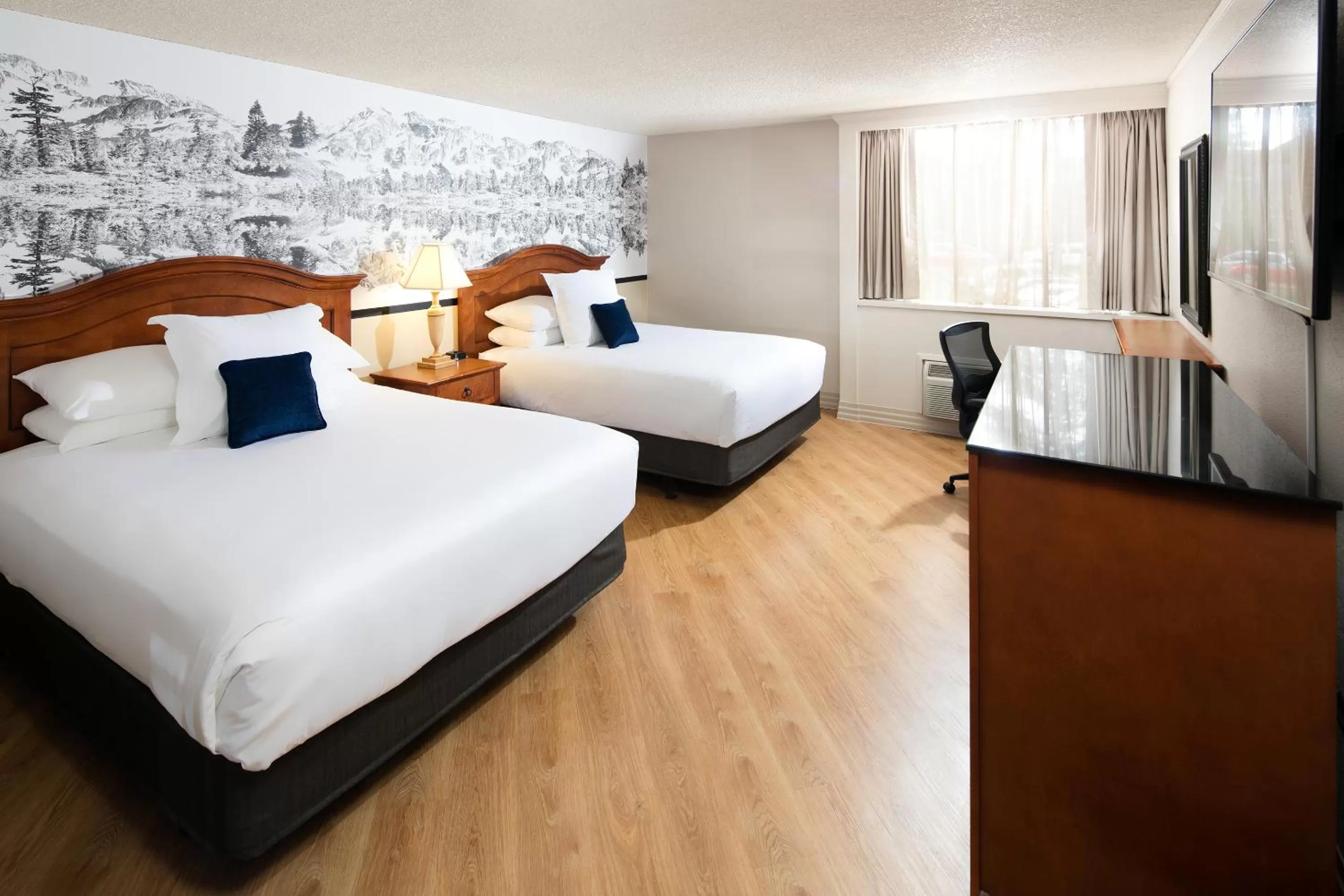 Bed, Room Photo in Olympia Hotel at Capitol Lake