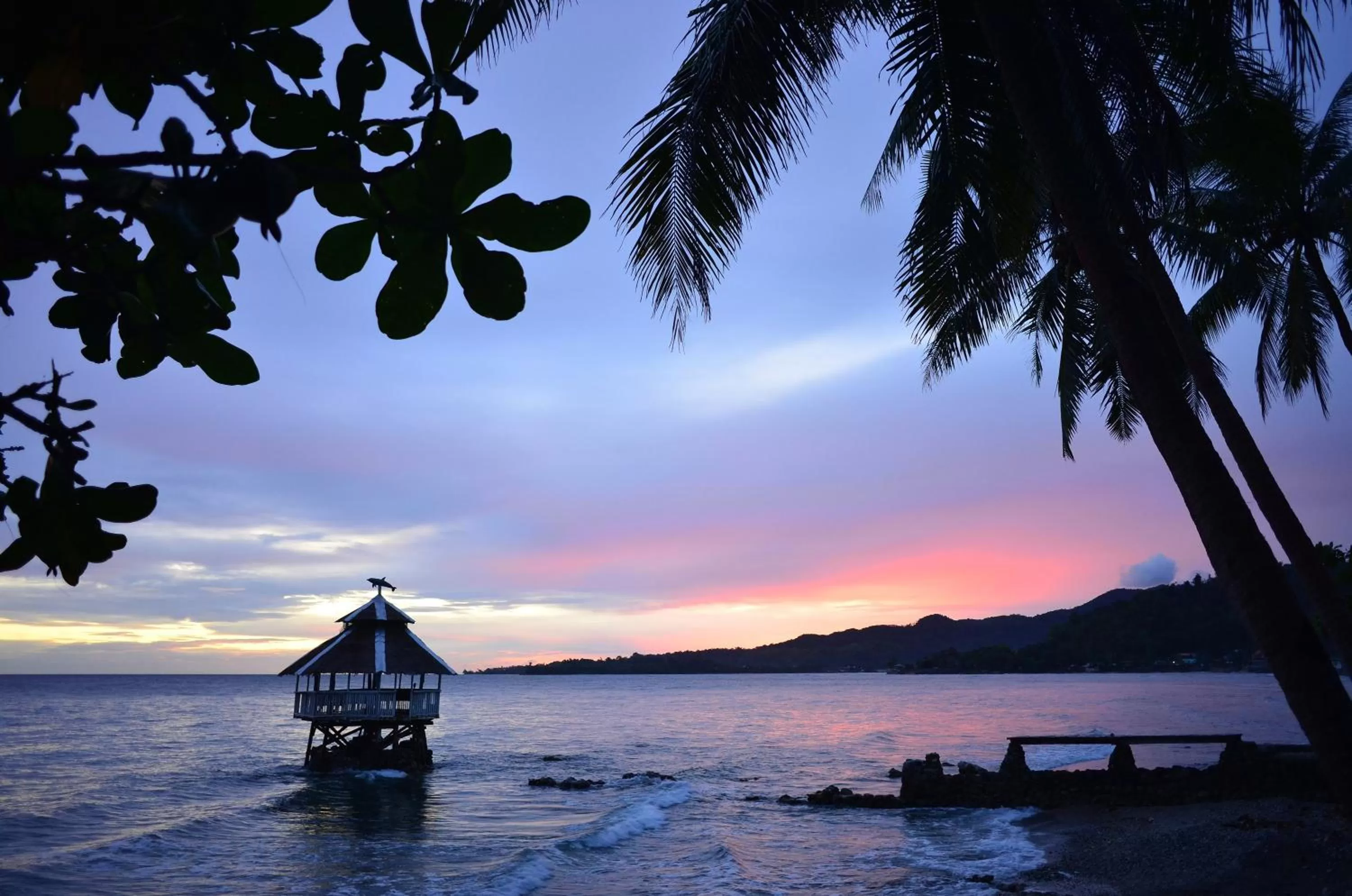Property building in Paseo Del Mar Seaside Inn