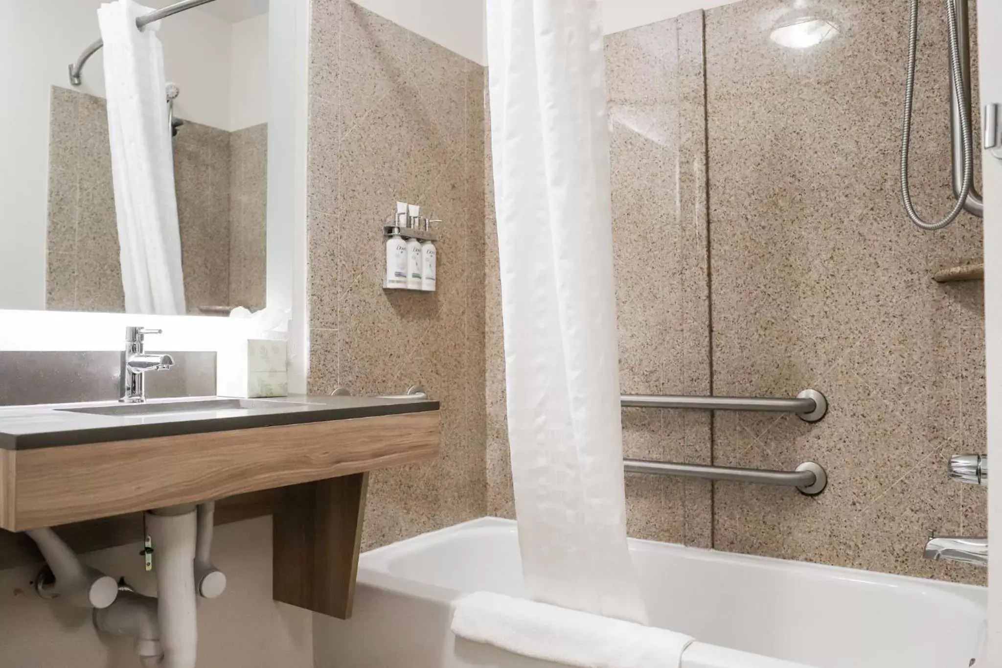 Photo of the whole room, Bathroom in Candlewood Suites Richmond Airport, an IHG Hotel