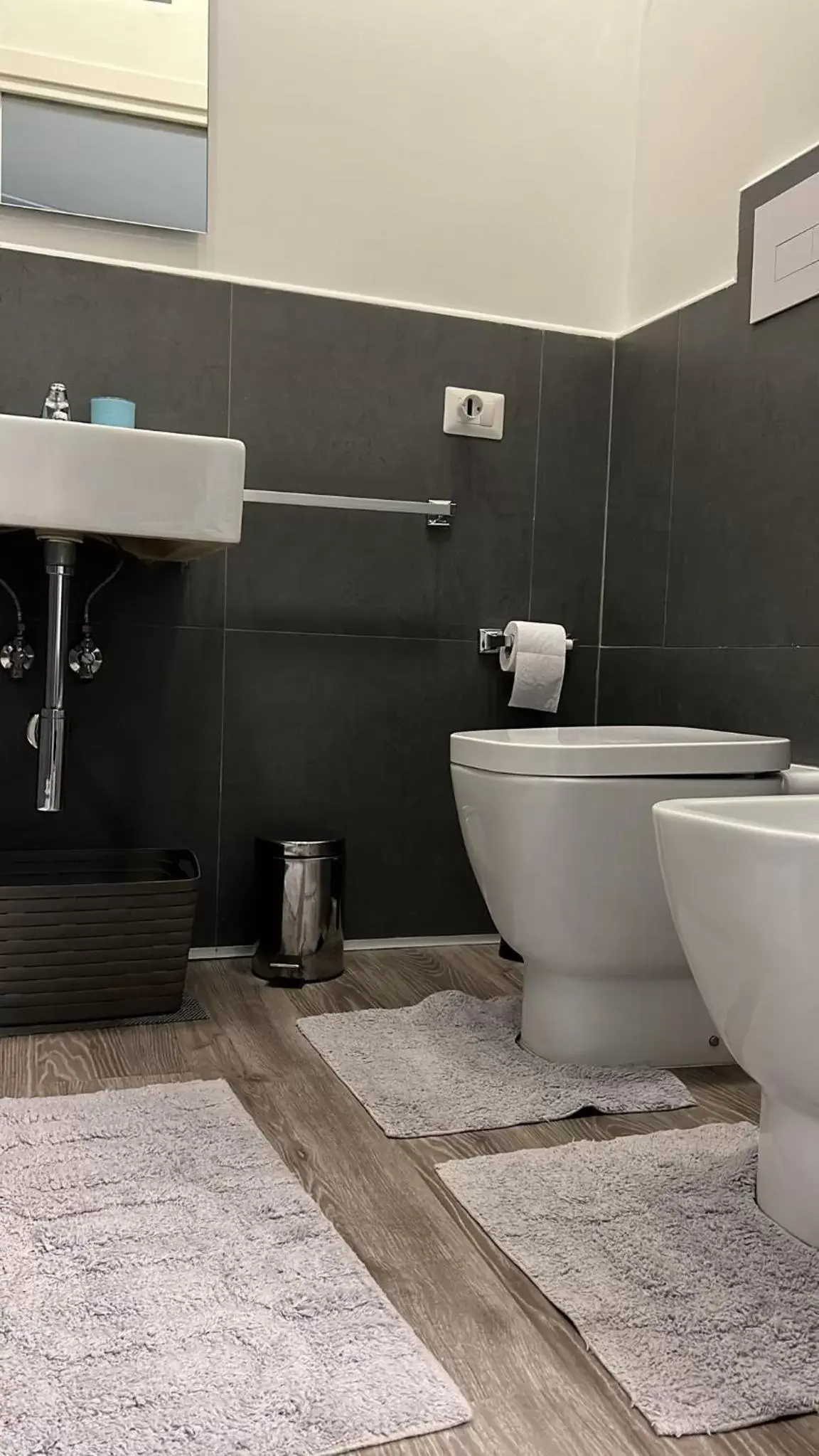 Bathroom in Rodinó rooms