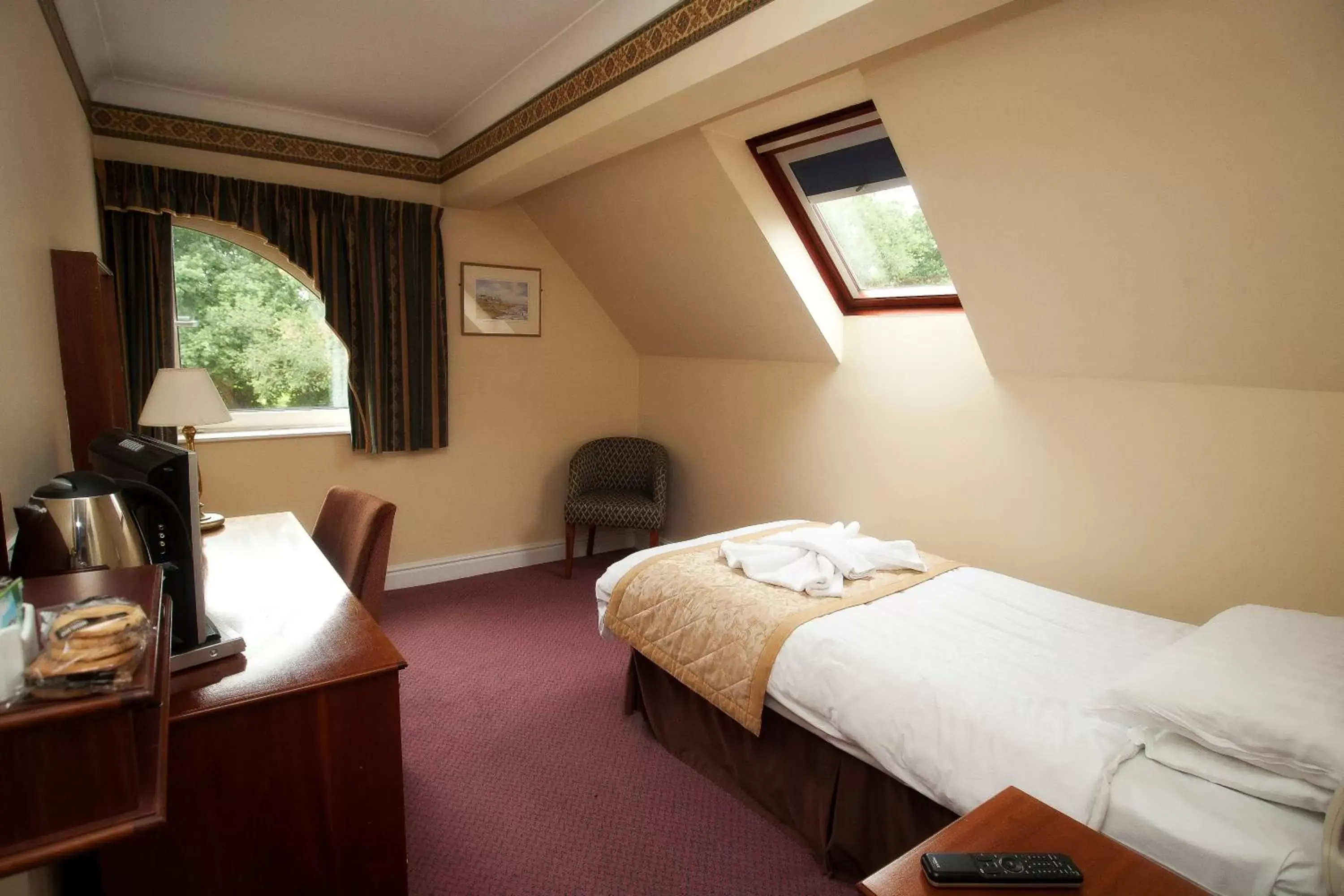 Deluxe Single Room in Ufford Park Hotel, Golf & Spa