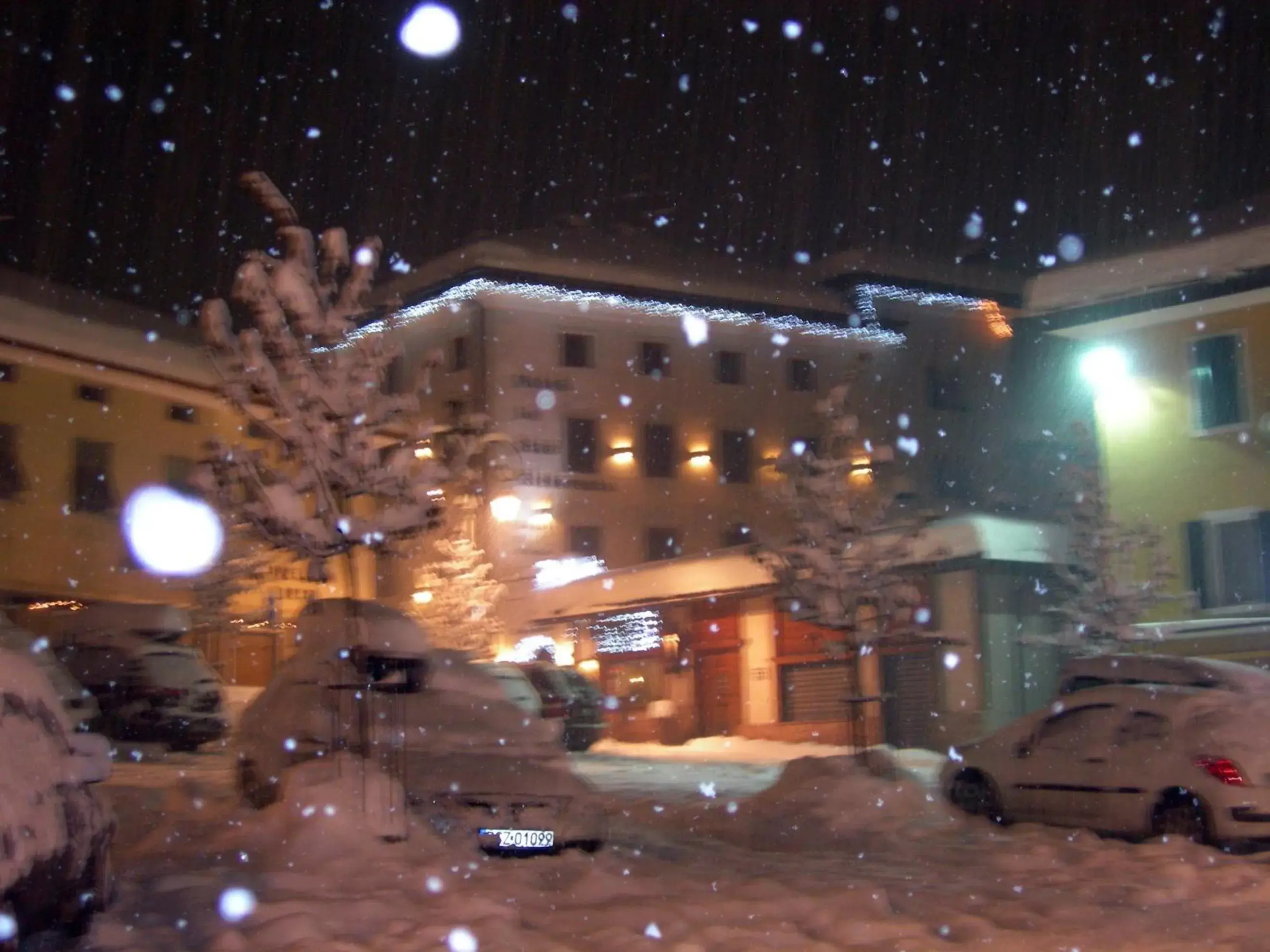 Facade/entrance, Winter in Hotel La Stua