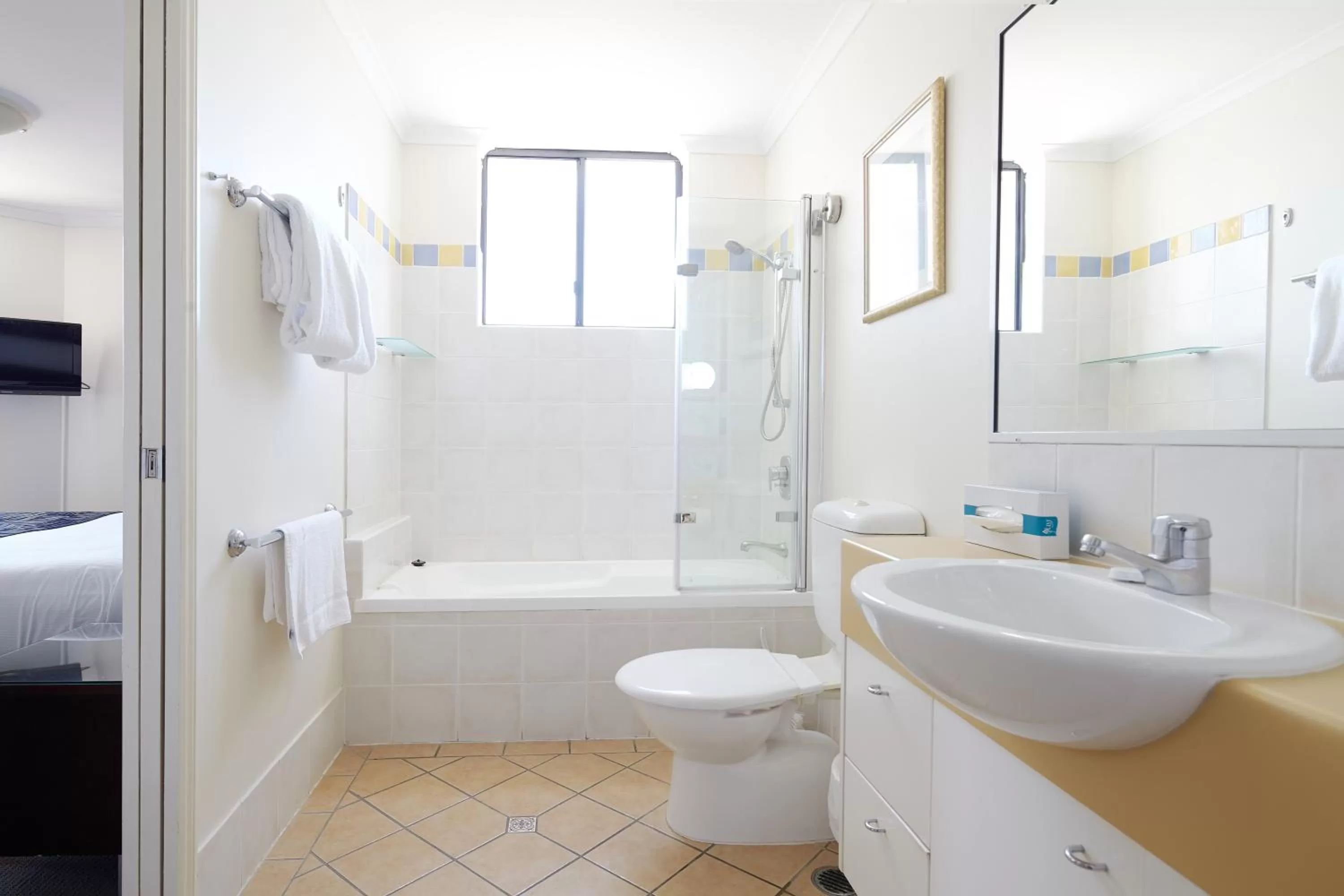 Shower in West End Central Apartments